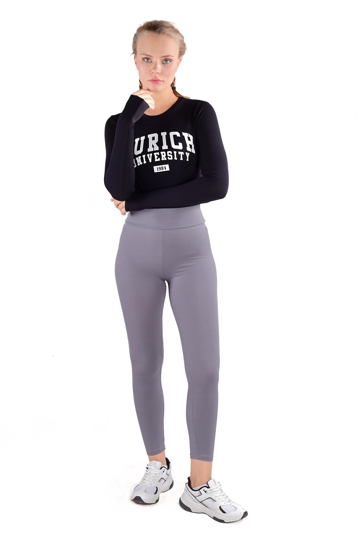 Siyah Yazı Baskılı Bluz 075