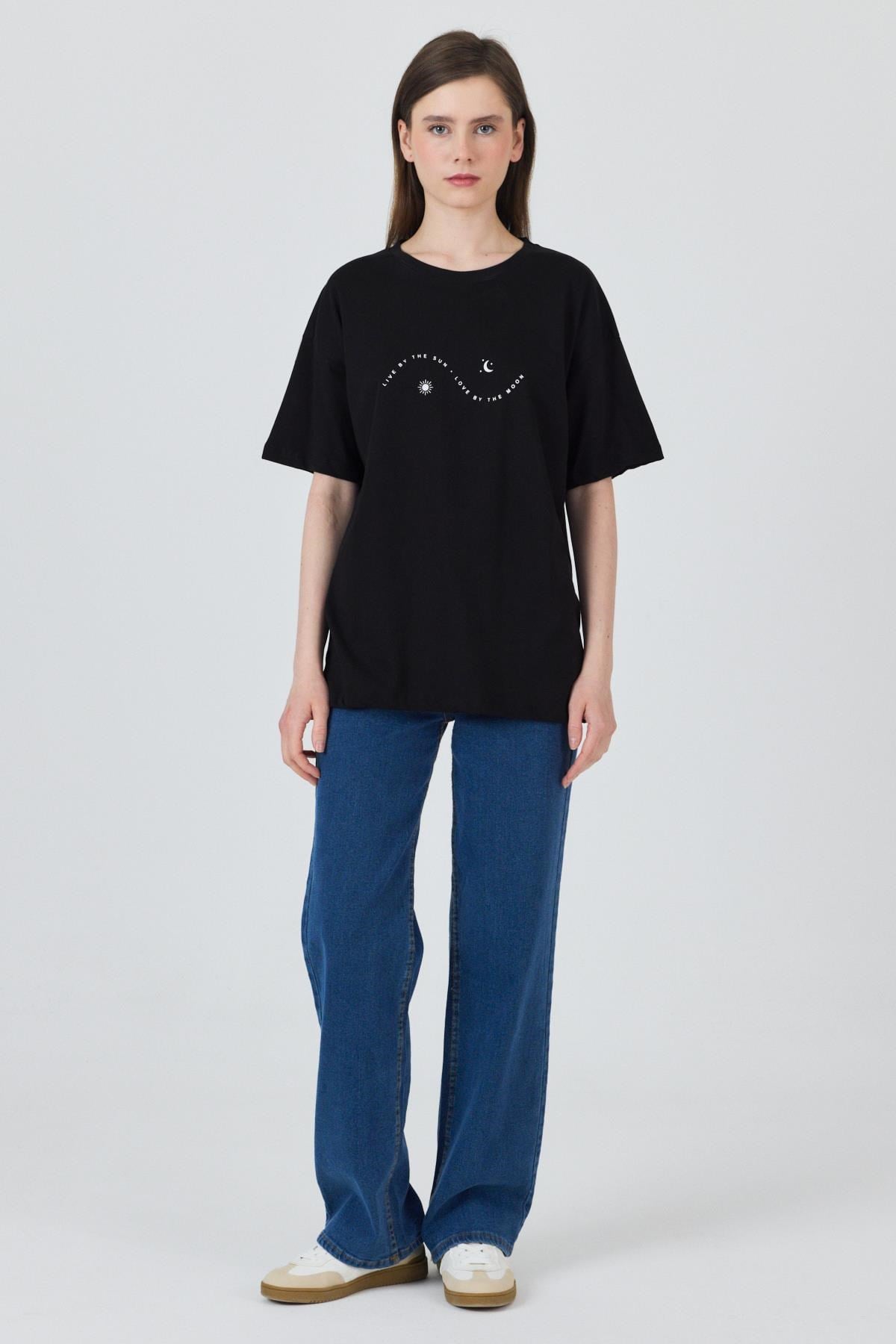 Siyah Yazı Baskılı Oversize Pamuklu Tişört 2150-32M