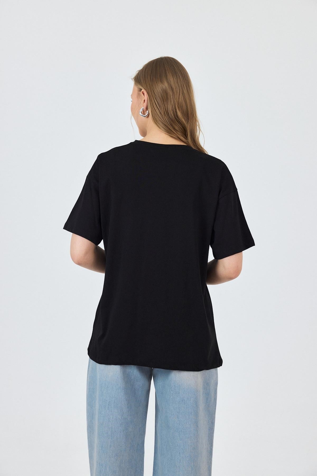 Siyah Yazı Baskılı Pamuklu Oversize Tişört 2150-6M