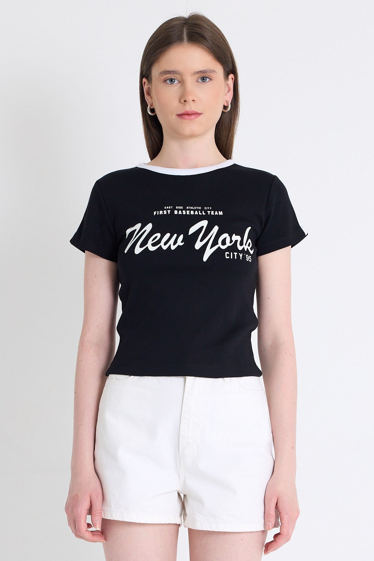 Siyah Yazı Baskılı Slim Fit Crop Tişört 6059