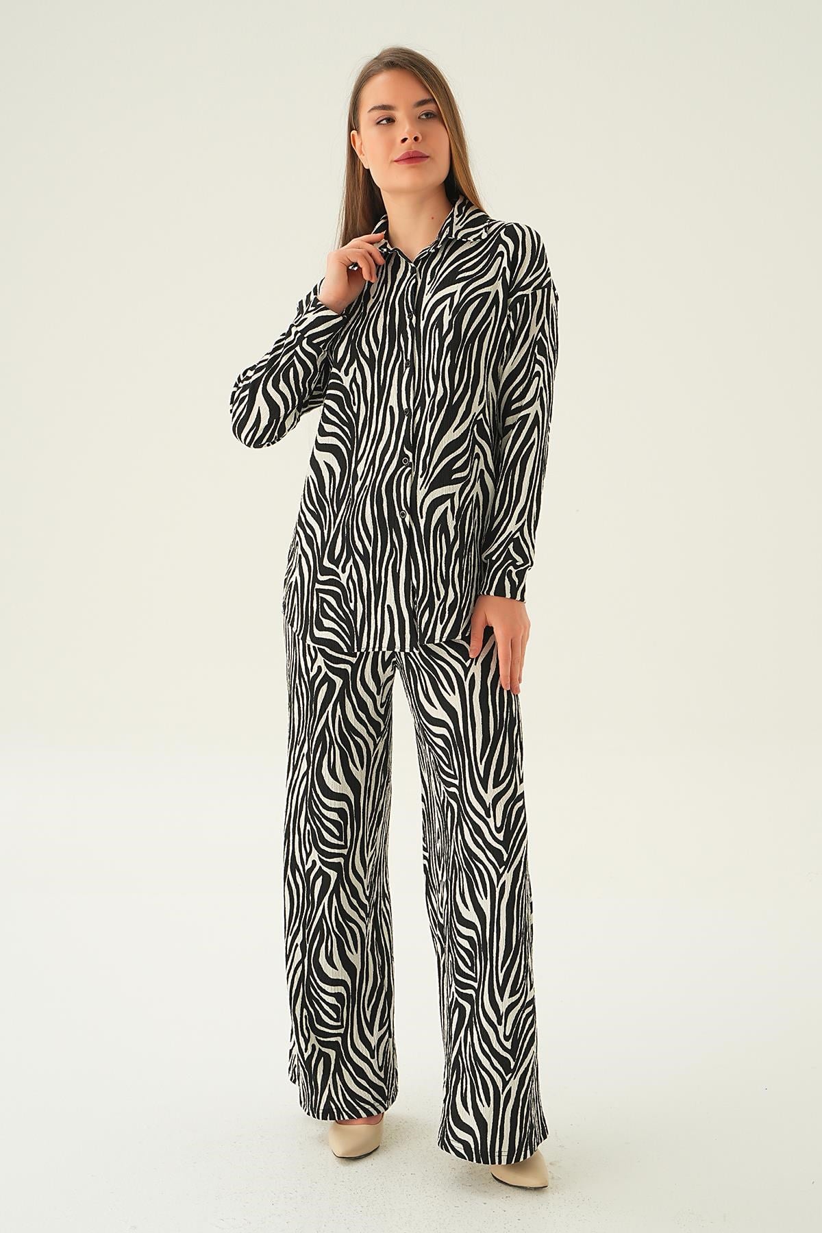 Siyah Zebra Desen Pantolon Takım 4115A