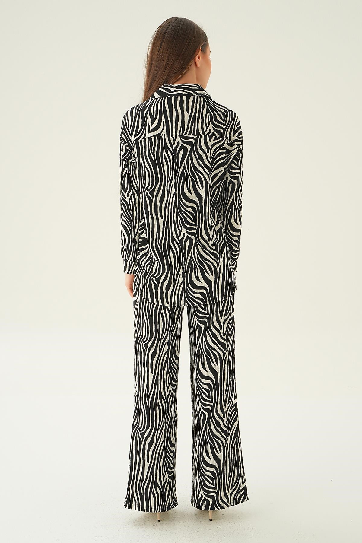 Siyah Zebra Desen Pantolon Takım 4115A