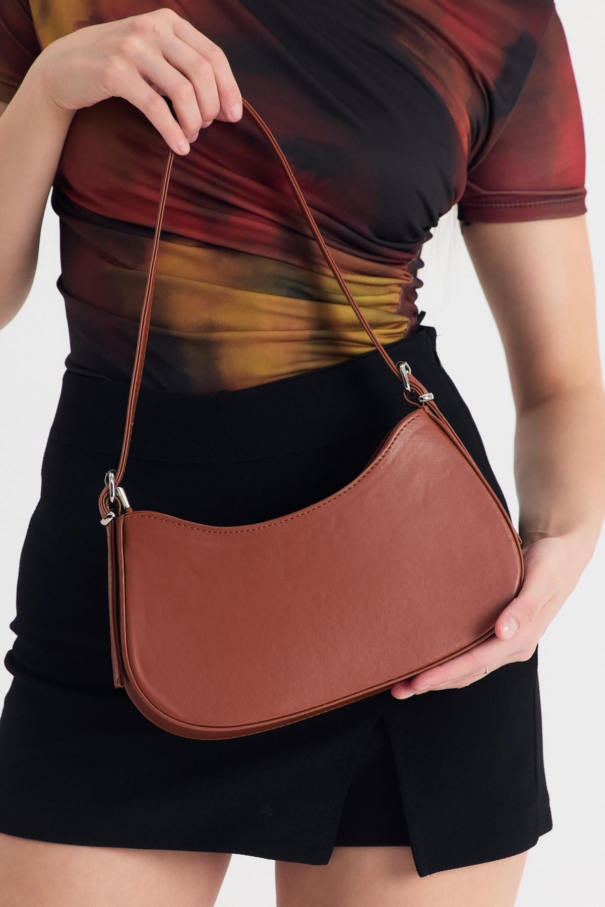 Taba Oval Baget Çanta 3001