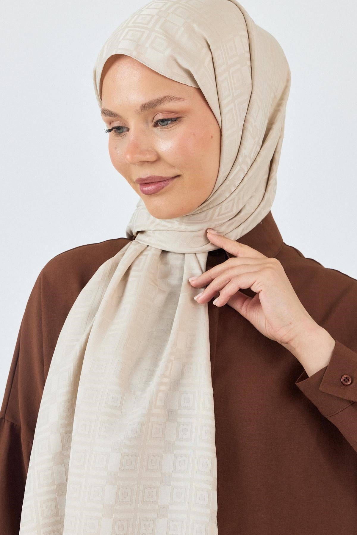 Taş Kare Desen Jakar Şal 5692