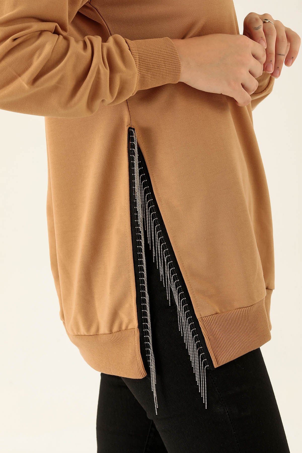 Yan Yırtmaç Zincirli Bayan Sweat - 0011 Camel