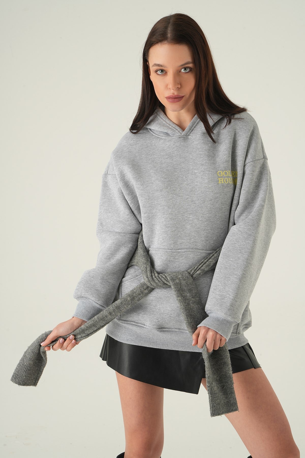 Yazı Nakışlı Kapüşonlu Sweat Gri 0308
