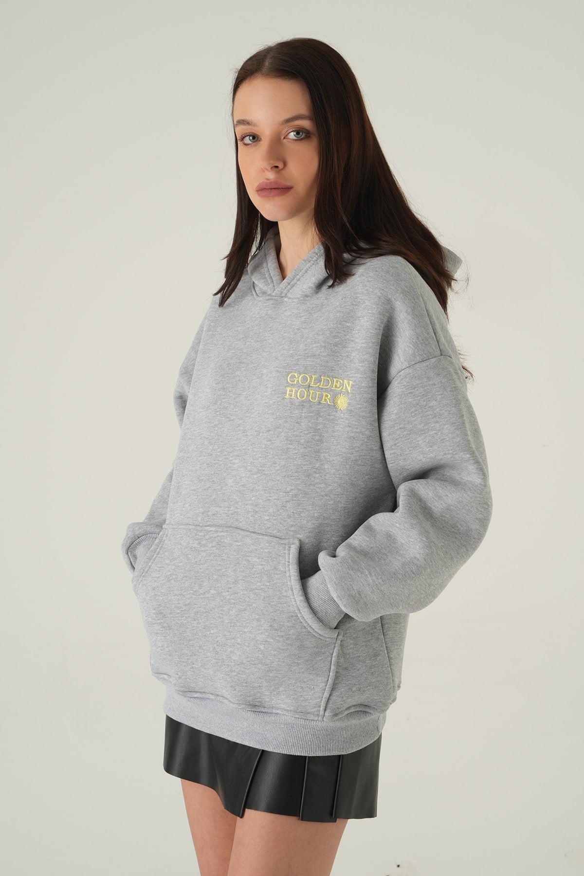 Yazı Nakışlı Kapüşonlu Sweat Gri 0308