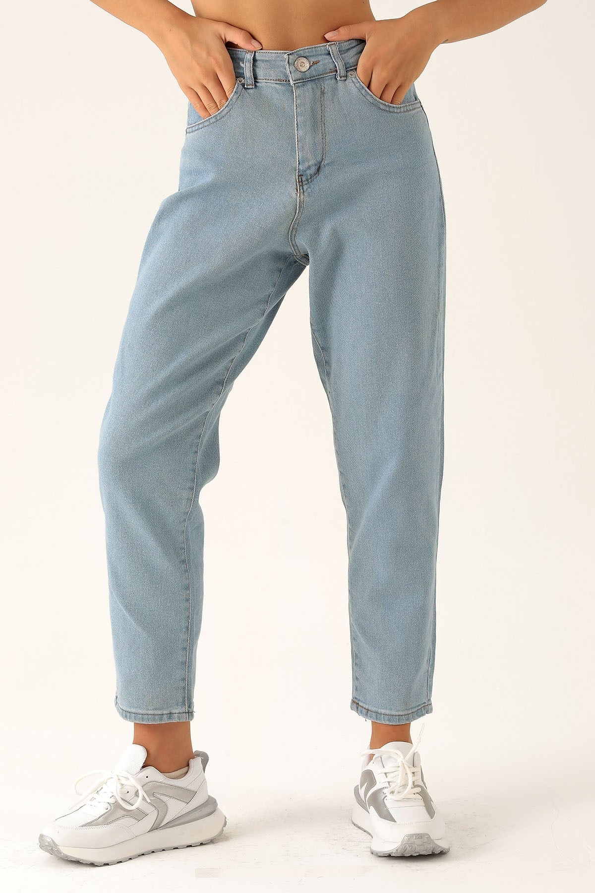 Yüksek Bel Mom Jean - 2039 Açık Mavi