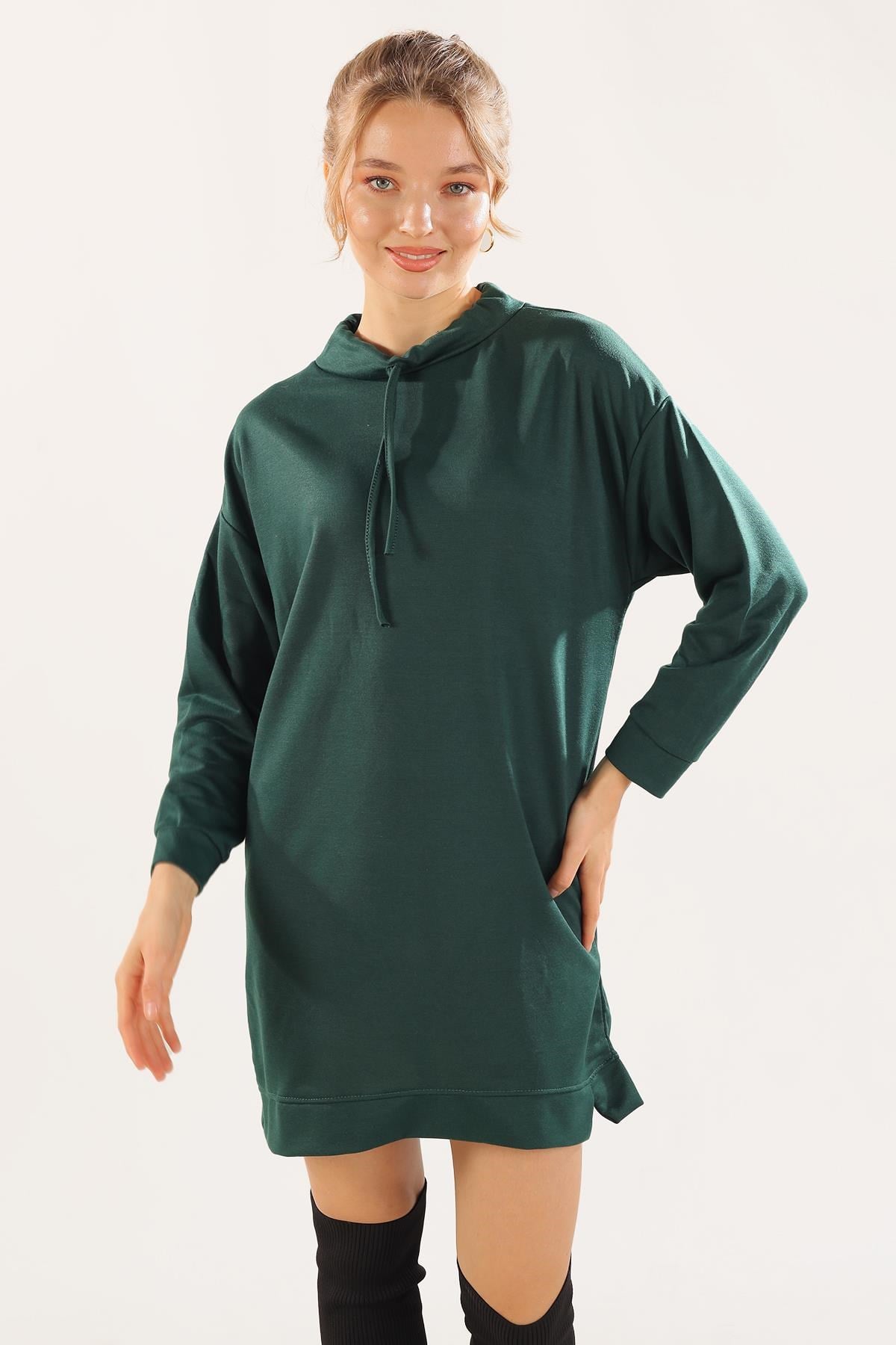 Zümrüt Yaka Bağcık Sweat 7383