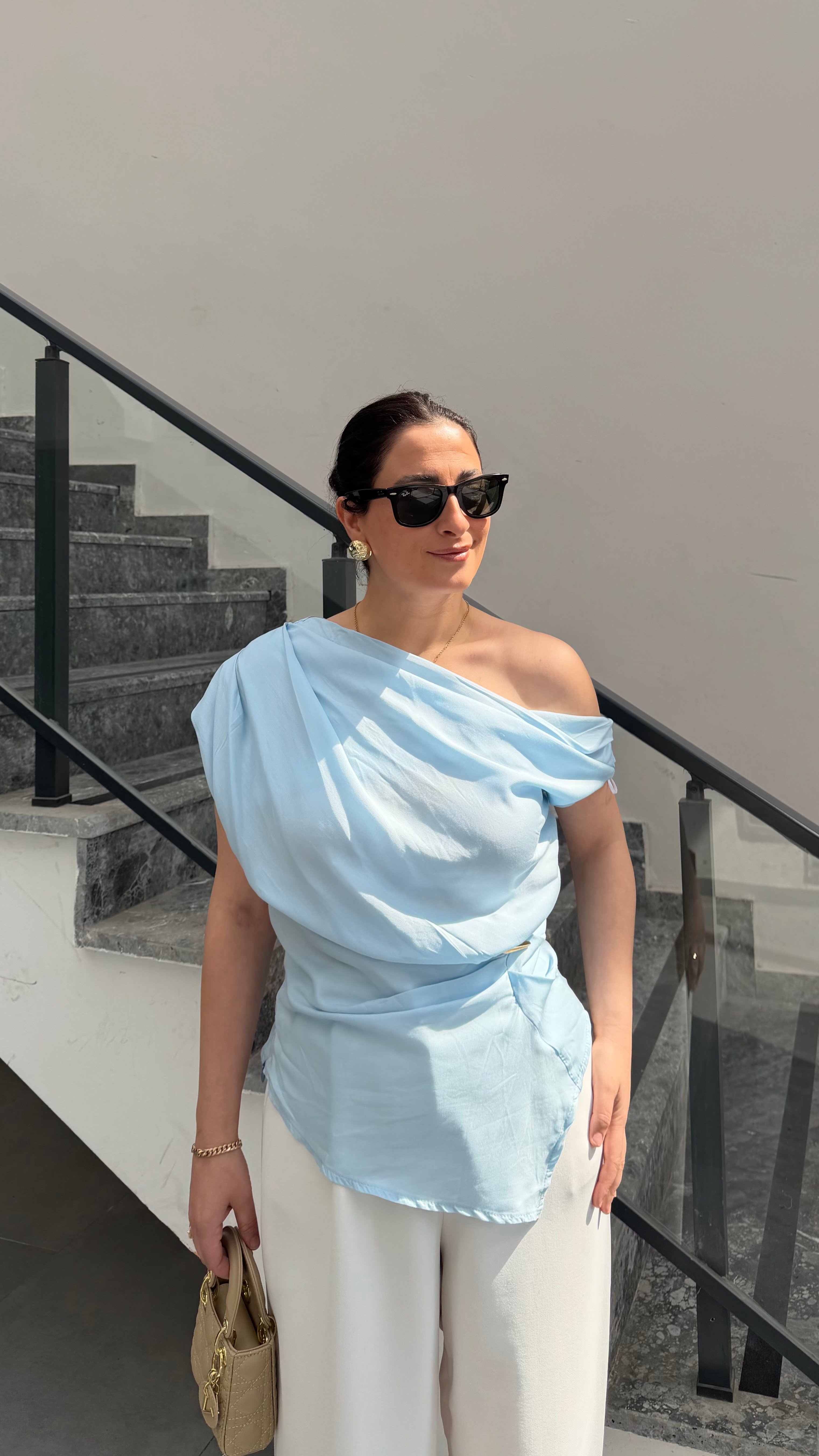 MAVİ ZR MODEL DÜŞÜK OMUZ BLUZ