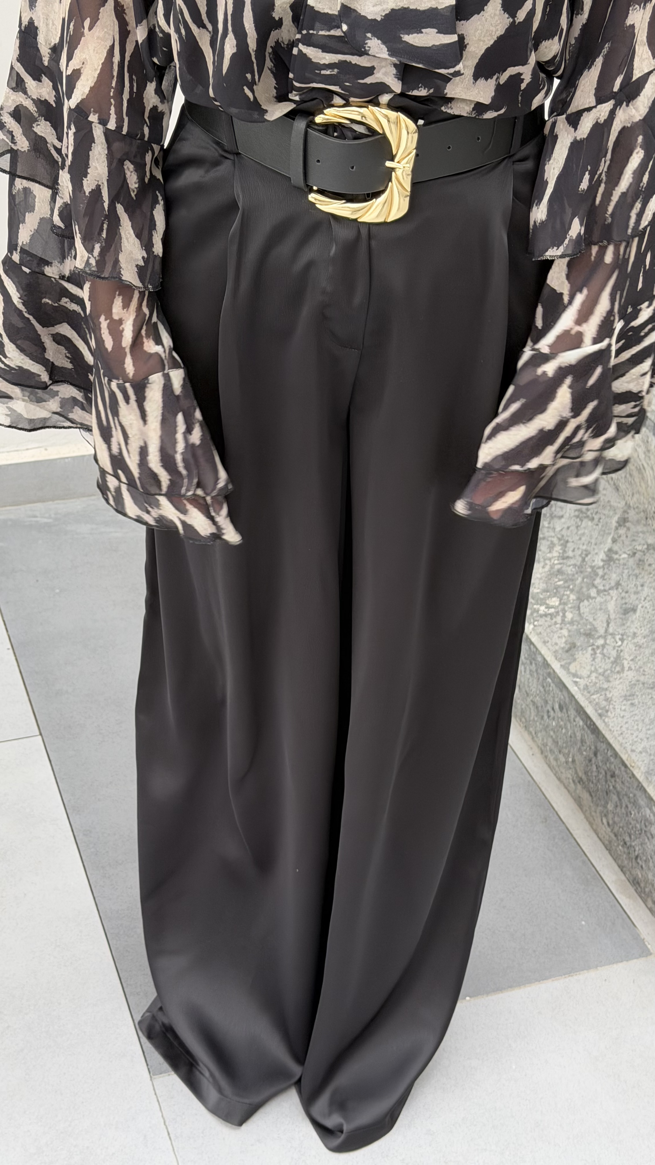 KATE KEMERLİ SATEN PANTOLON-SİYAH