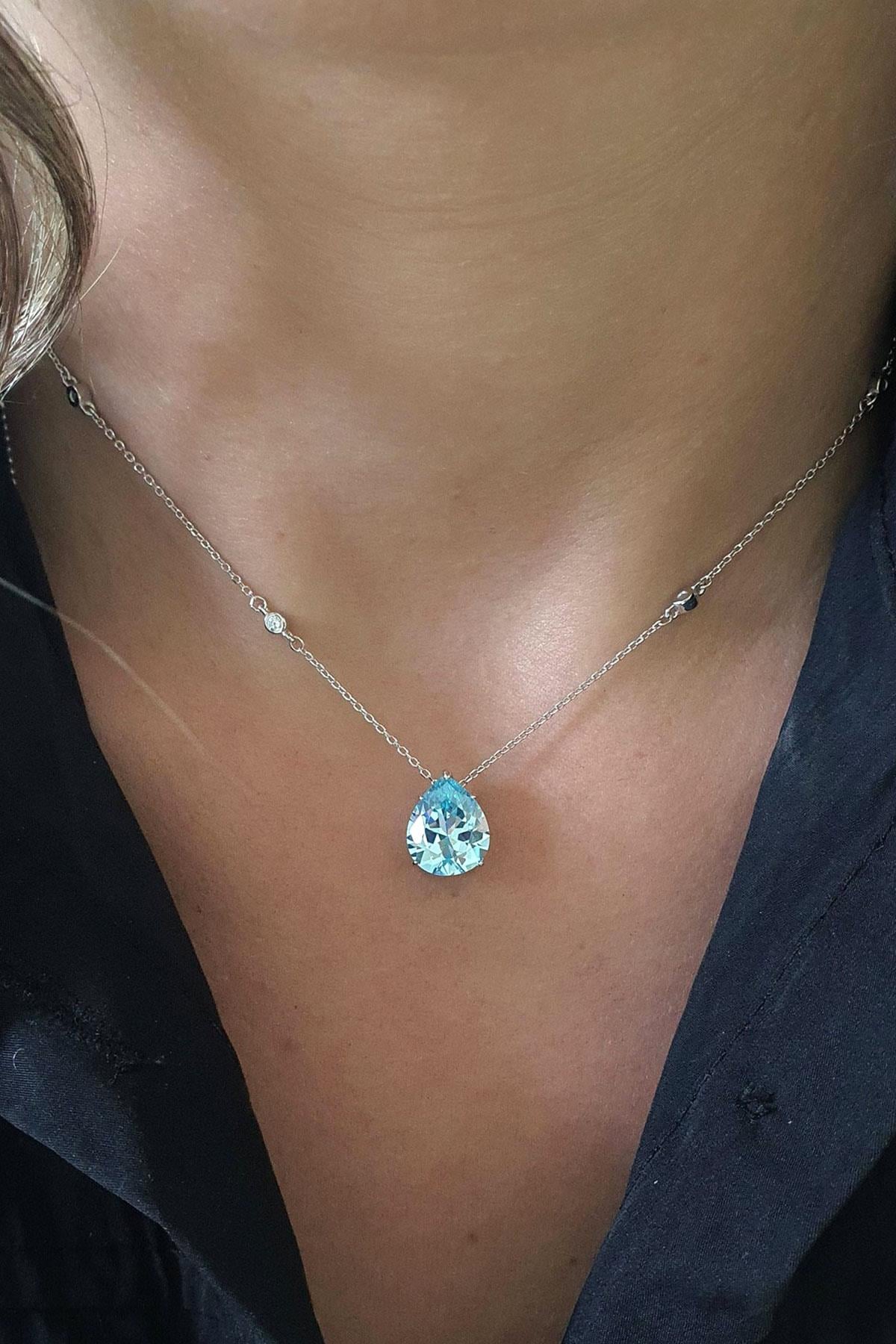 Sky Diamond Blue Aquamarin Taşlı zinciri Zirkon Taş Detaylı 925ayar Gümüş Üzerine Altın Kaplama Damla Kolye