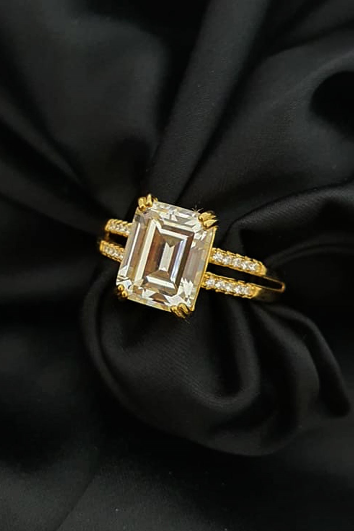 SKY DIAMOND gümüş altın kaplama dikdörtgen tek taş yüzük