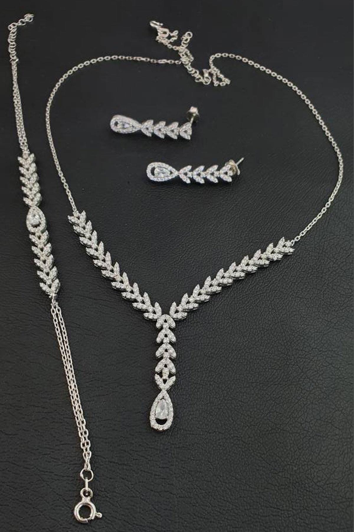 Starlight Diamond Zirkonia 925 ayar Gümüş Set Takım