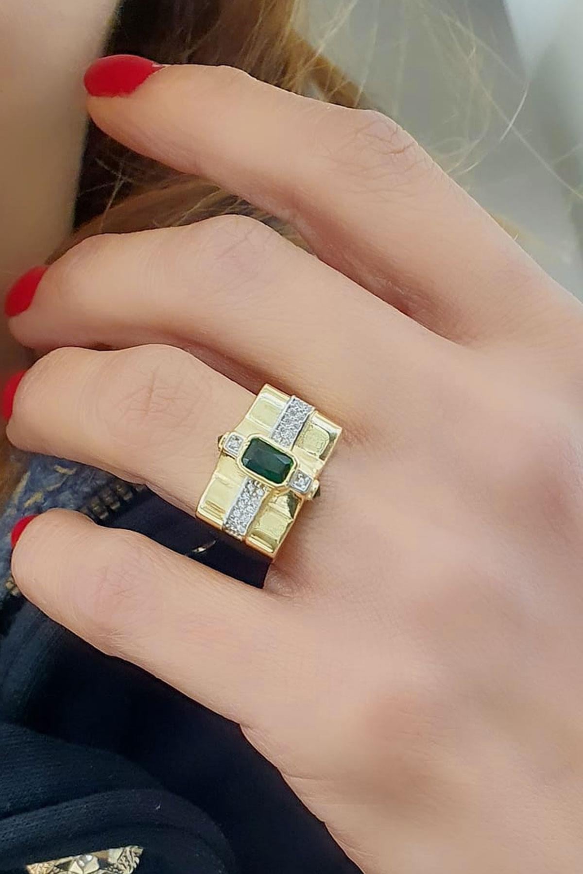 Yeşil Zirkon Taşlı 925ayar Gümüş Üzerine Altın Kaplama Luxury Tasarım Ayarlanabilir Yüzük 
