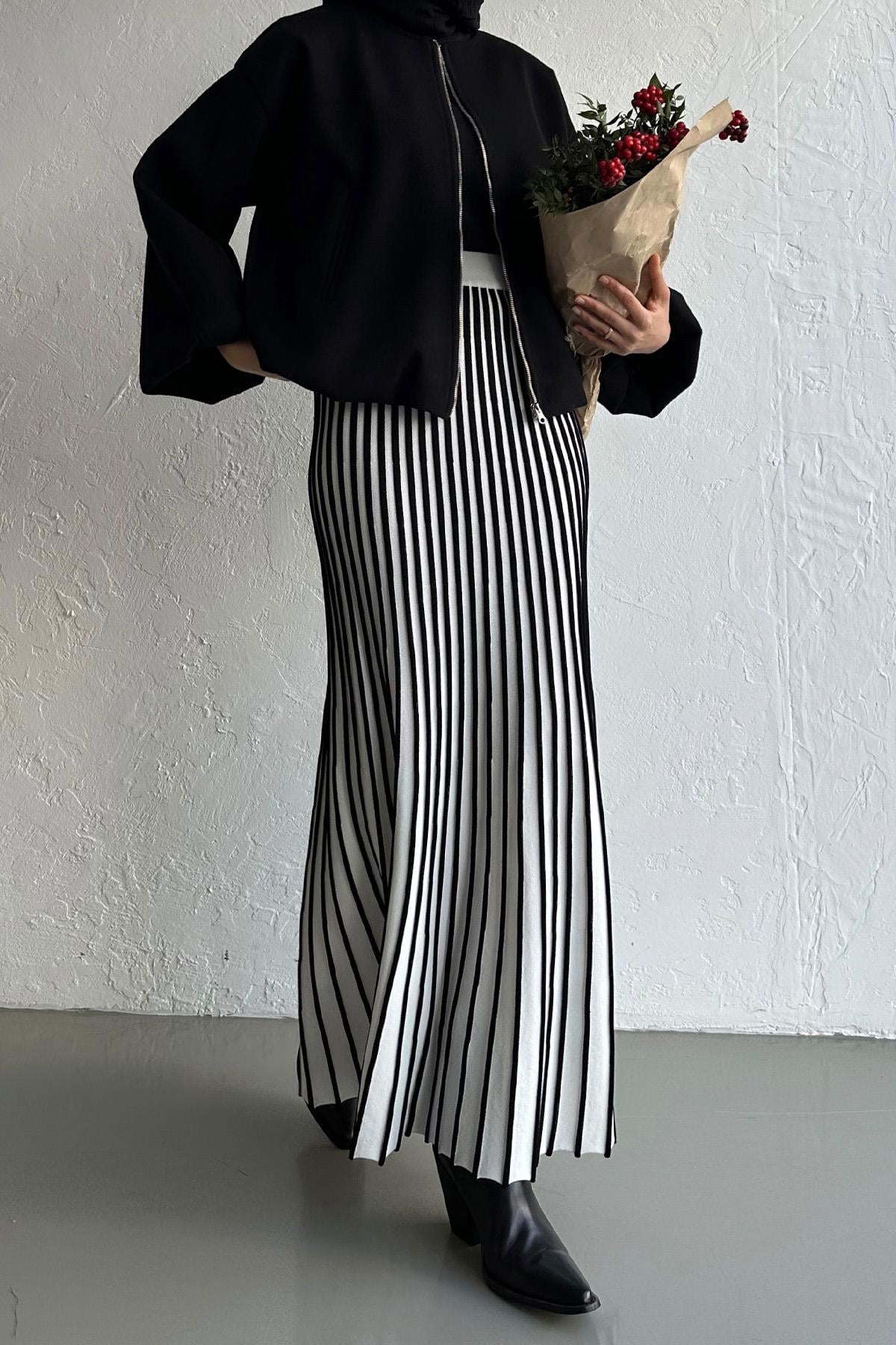 Beyaz Striped  Kloş Etek
