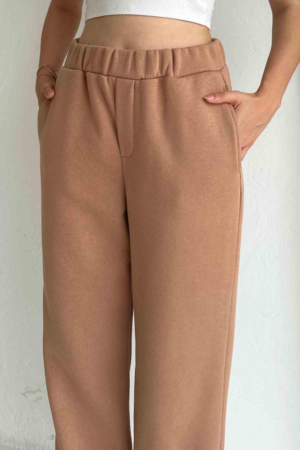 Bileği Lastik Detaylı Oversize Camel Eşofman Altı
