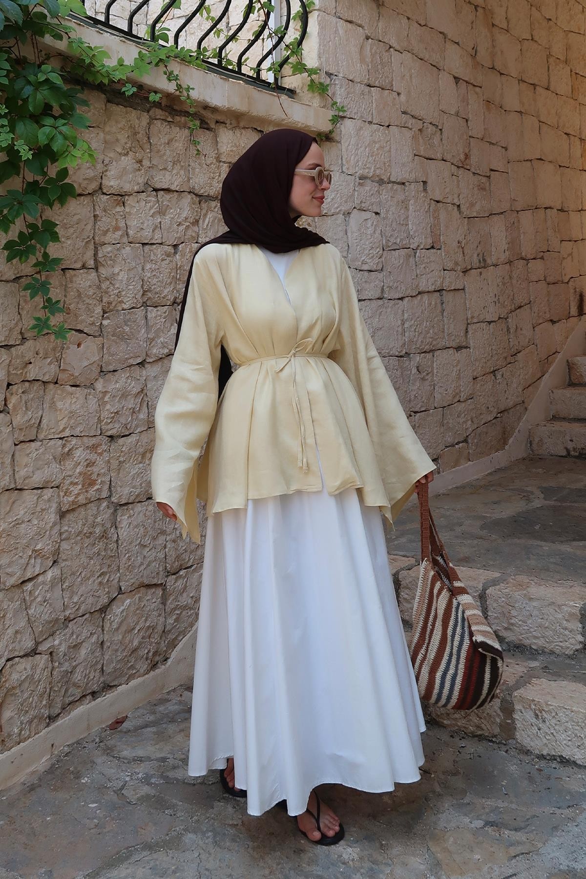 Butter Lamis Kimono