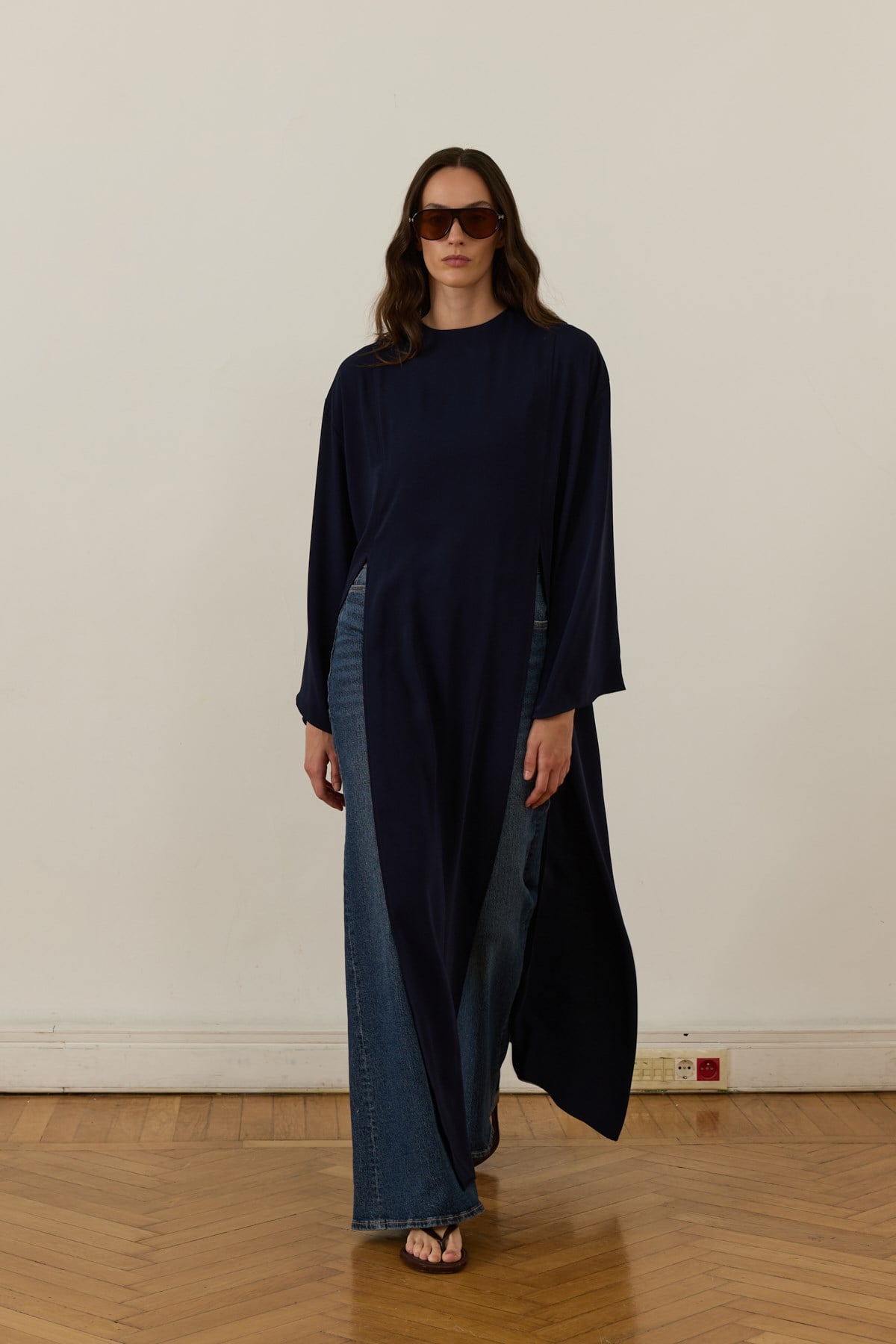 Kheesa Slit Detail Blouse Navy Blue