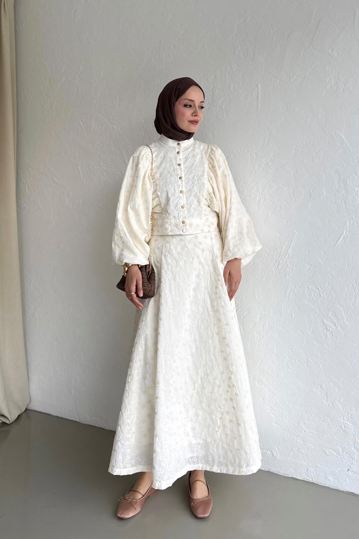 Krem Monica Takım