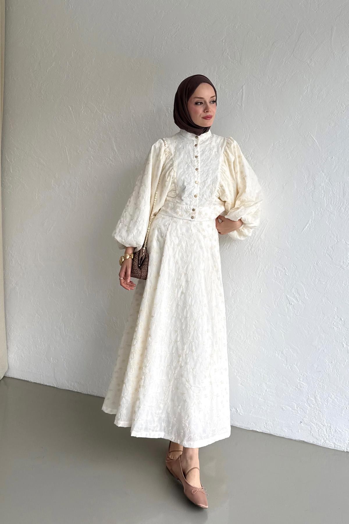 Krem Monica Takım