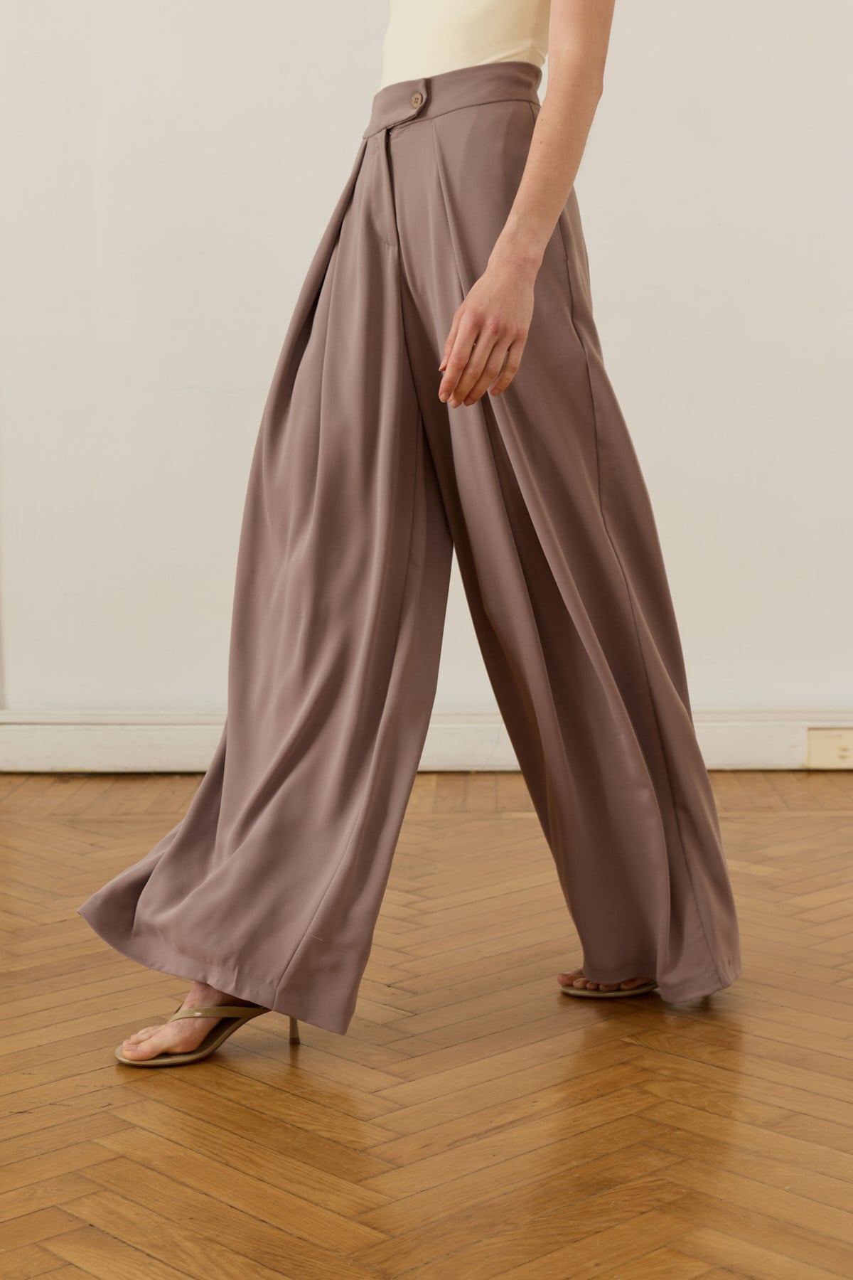 Leona Pants Mink Color