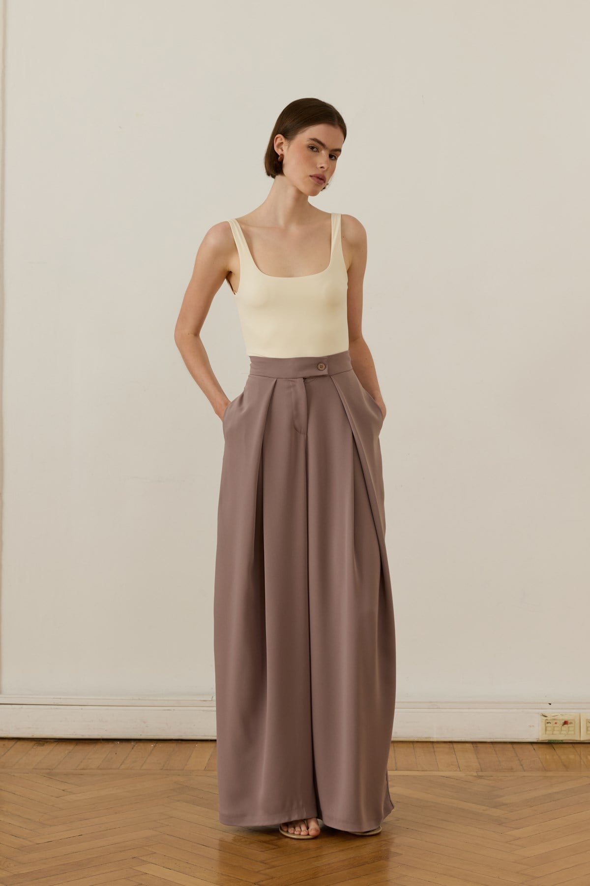 Leona Pants Mink Color