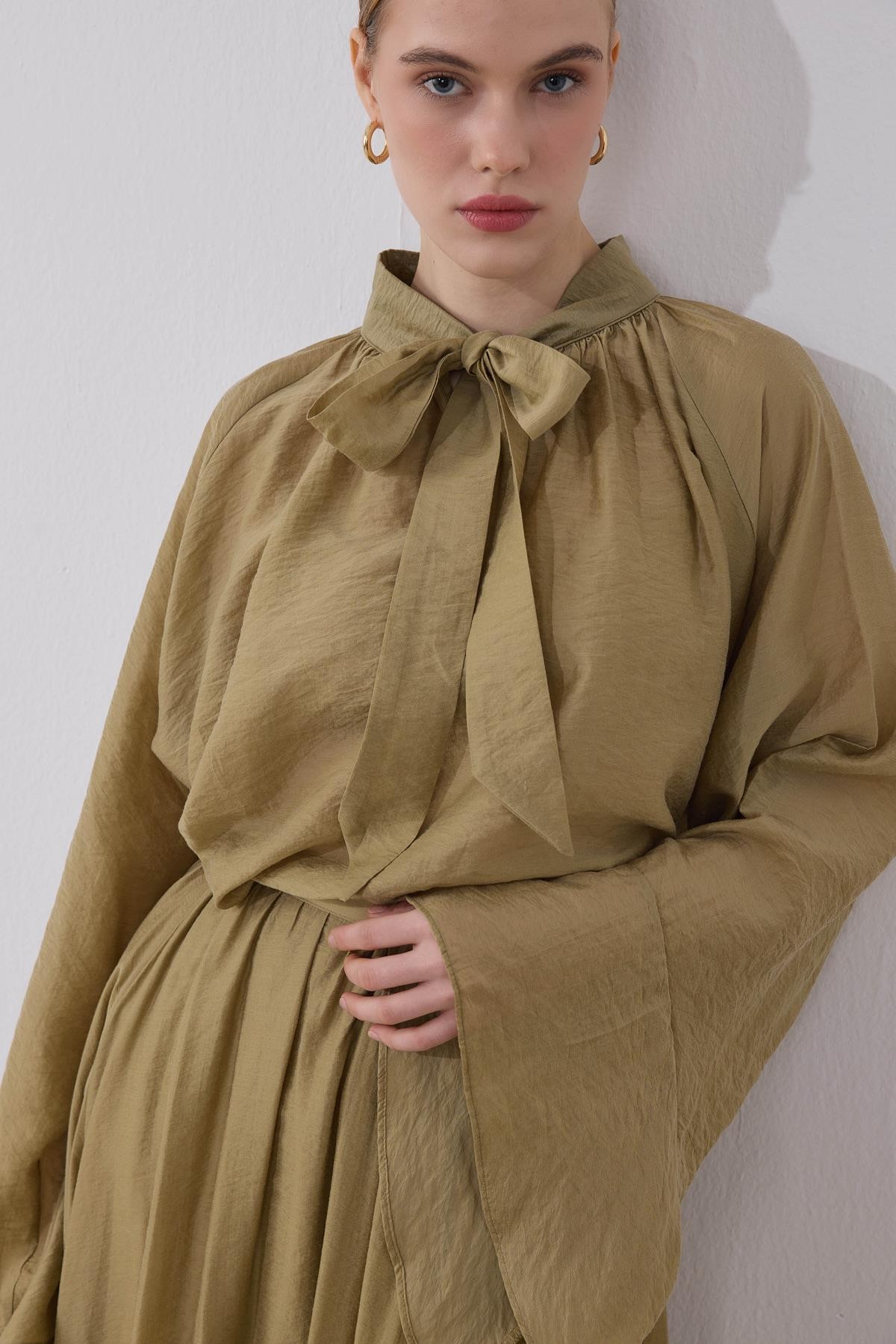 Olive Fairuz Bluz