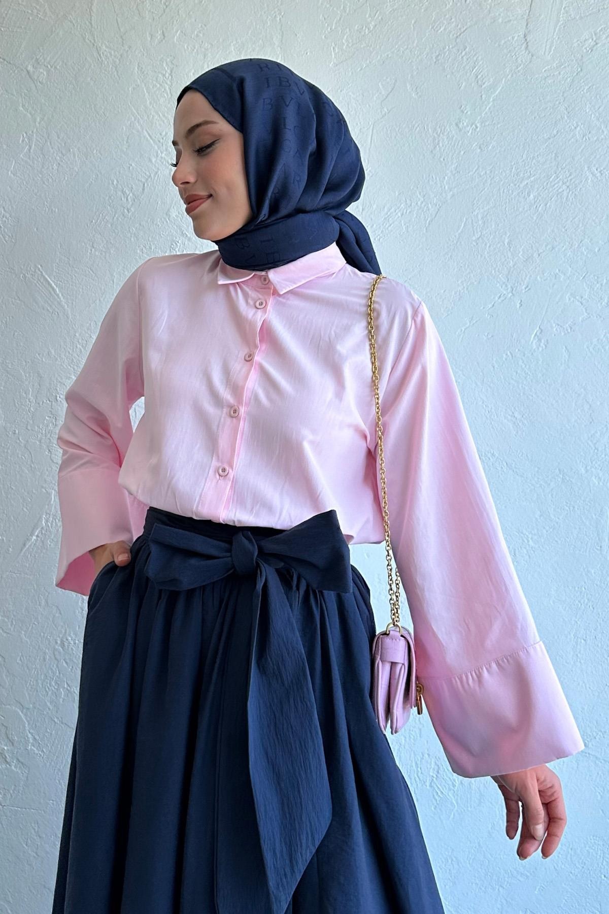 Pembe Gömlek