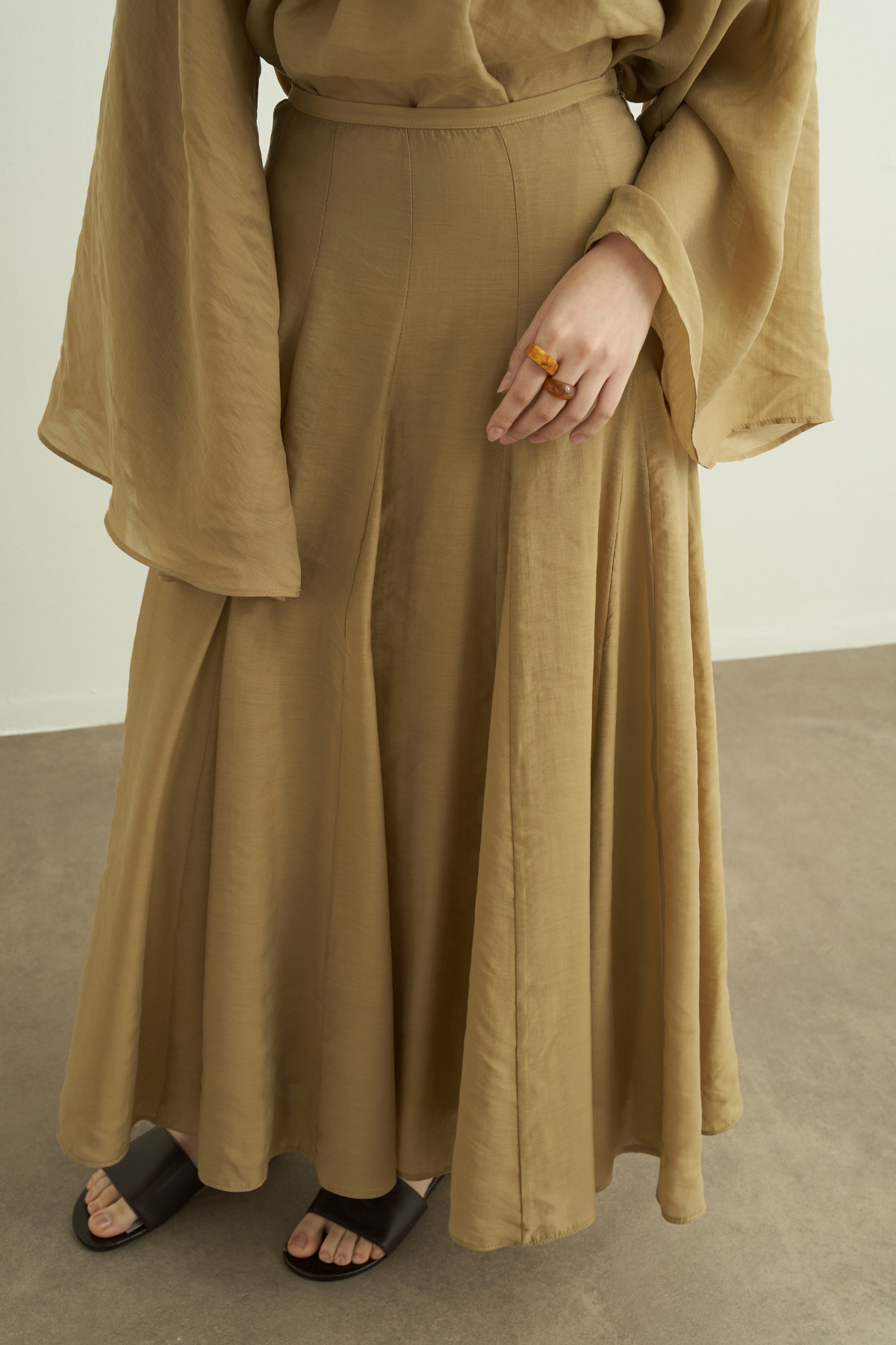 Tyra Etek Olive