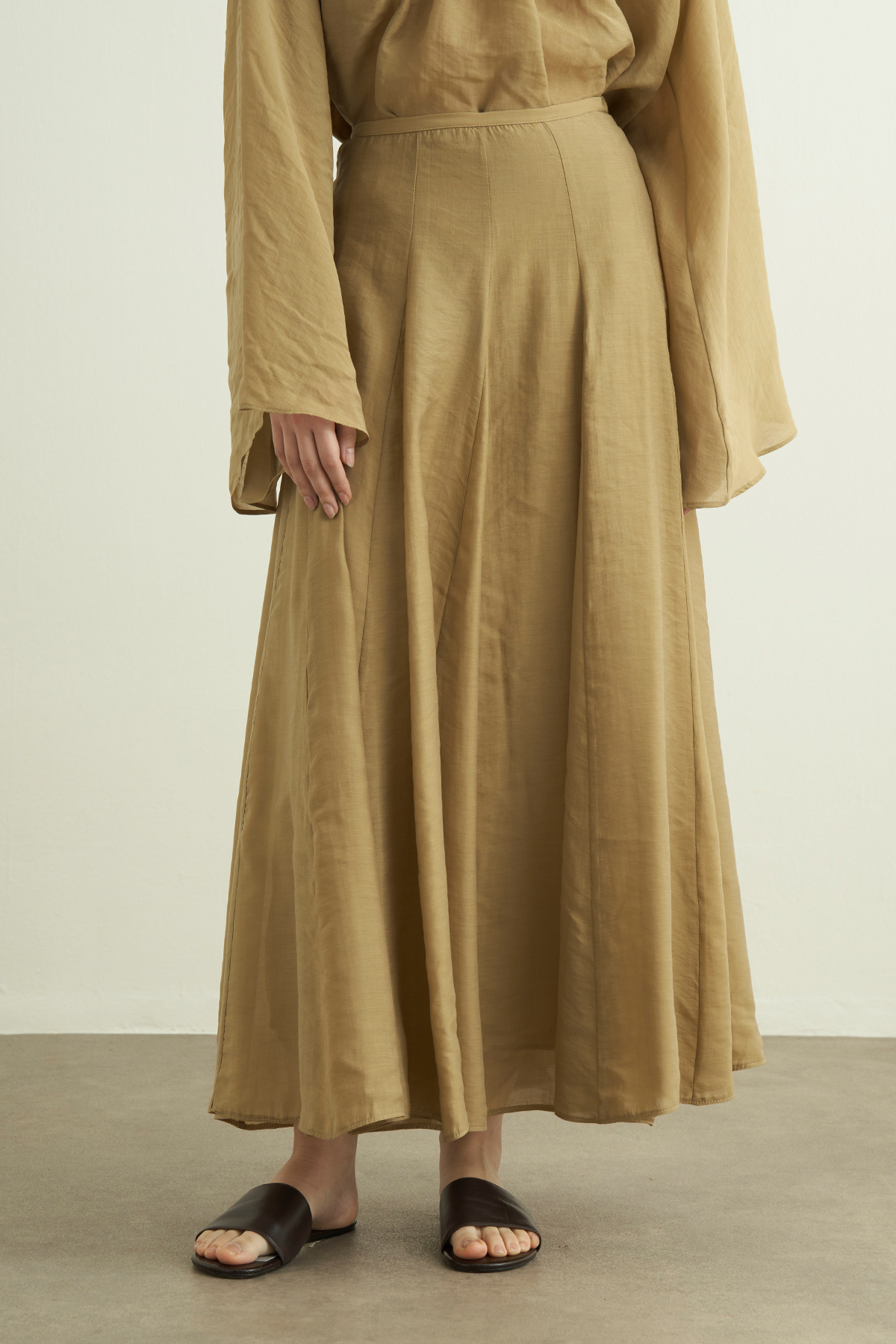 Tyra Etek Olive