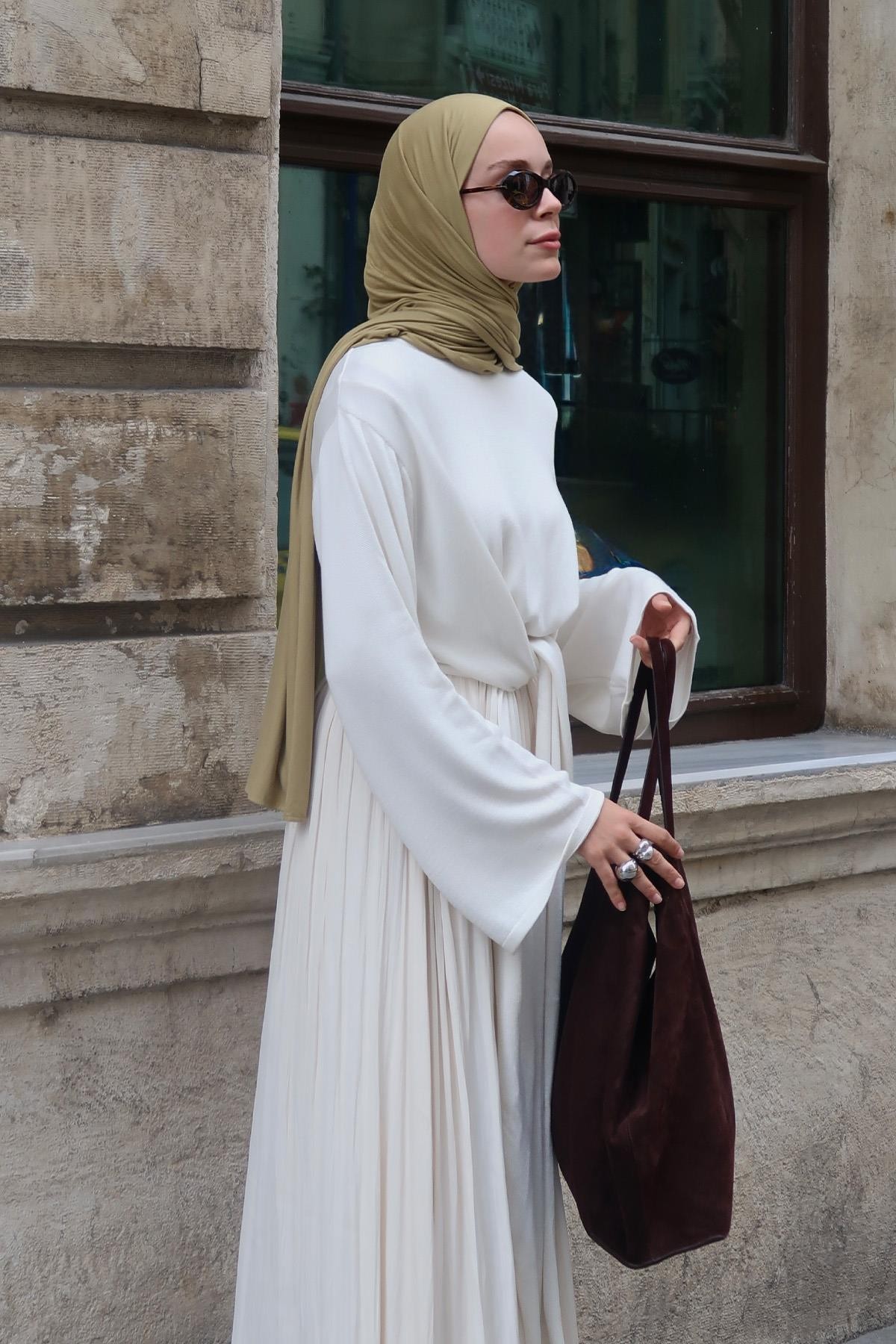 Yulia Triko Kazak Ekru