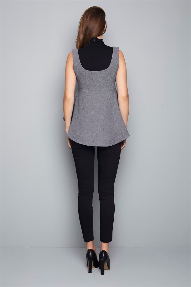 Kare Yaka Volanlı Askılı Bluz