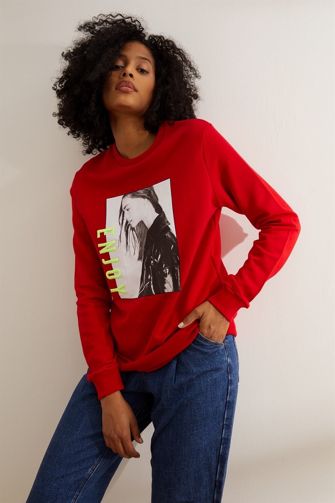 Kırmızı Baskılı Ve Nakışlı SweatshirtST060W7205104