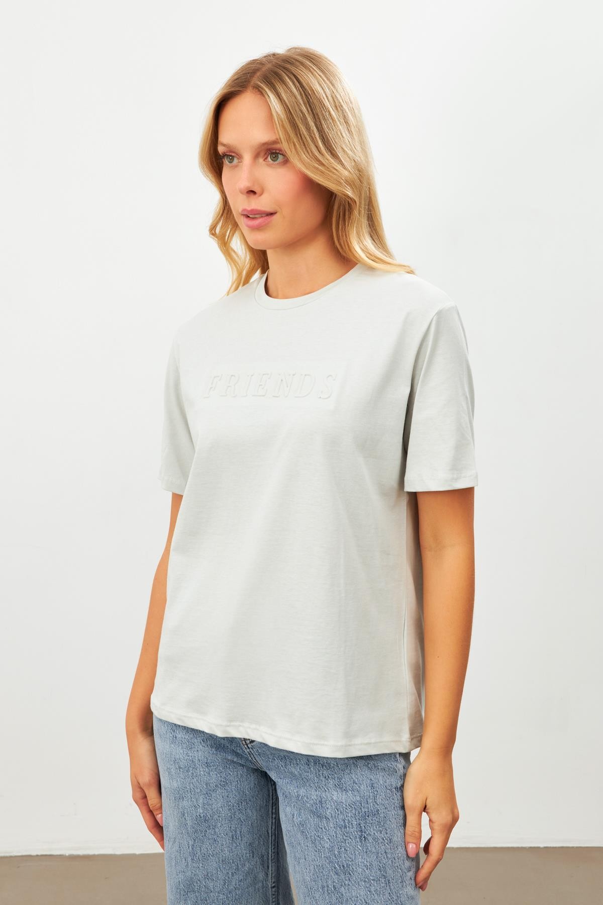 Açık Taş Baskı Detaylı Bisiklet Yaka T-Shirt Kadın T-Shirt modelleri