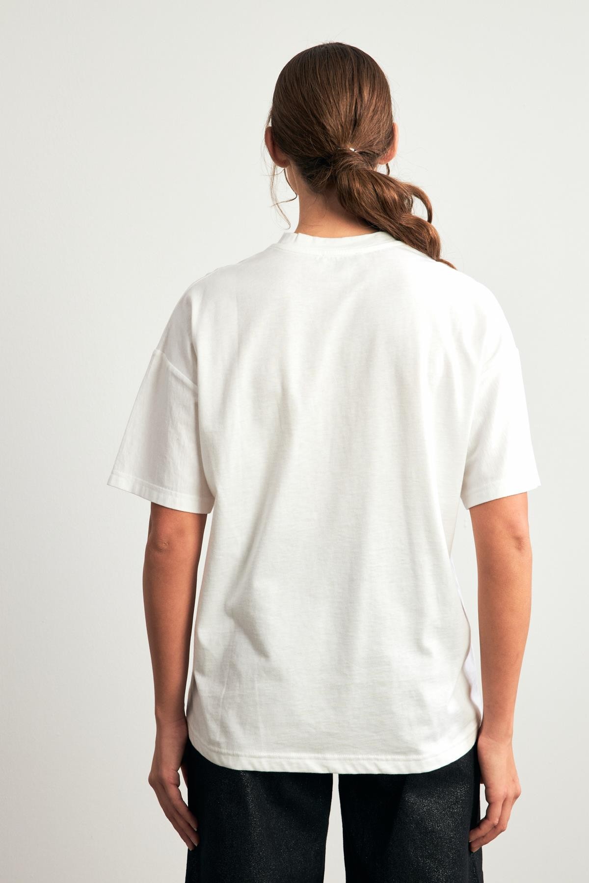 Ekru 2YB4CTS0436 T-SHIRT Kadın T-Shirt modelleri