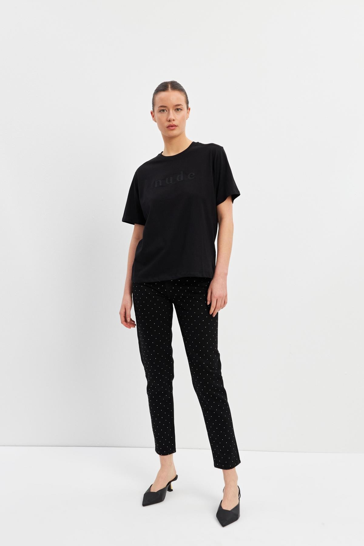 Siyah Baskı Detaylı Bisiklet Yaka Basic T-Shirt Kadın T-Shirt modelleri