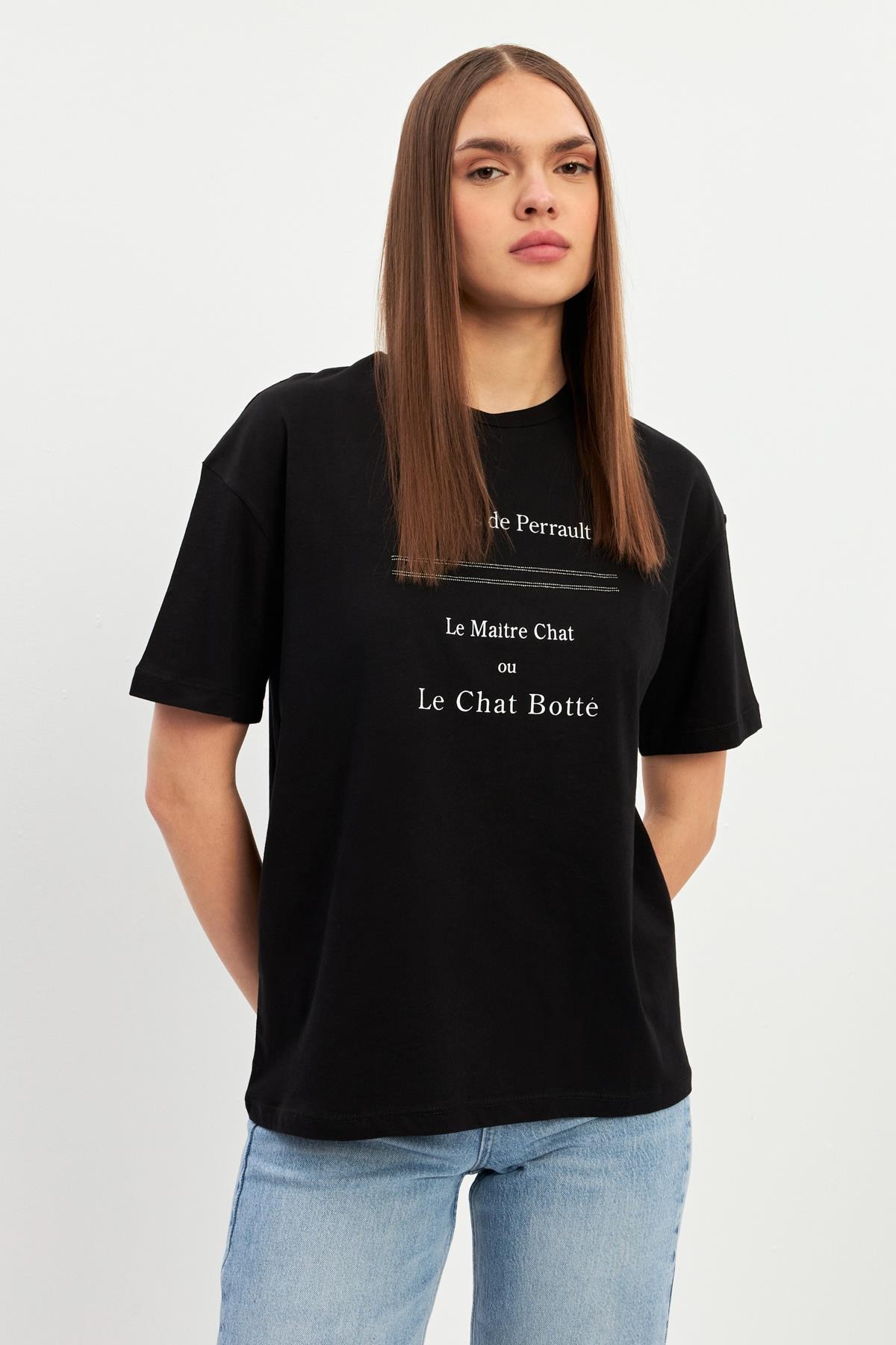 Siyah Baskı Detaylı Bisiklet Yaka Basic T-Shirt Kadın T-Shirt modelleri