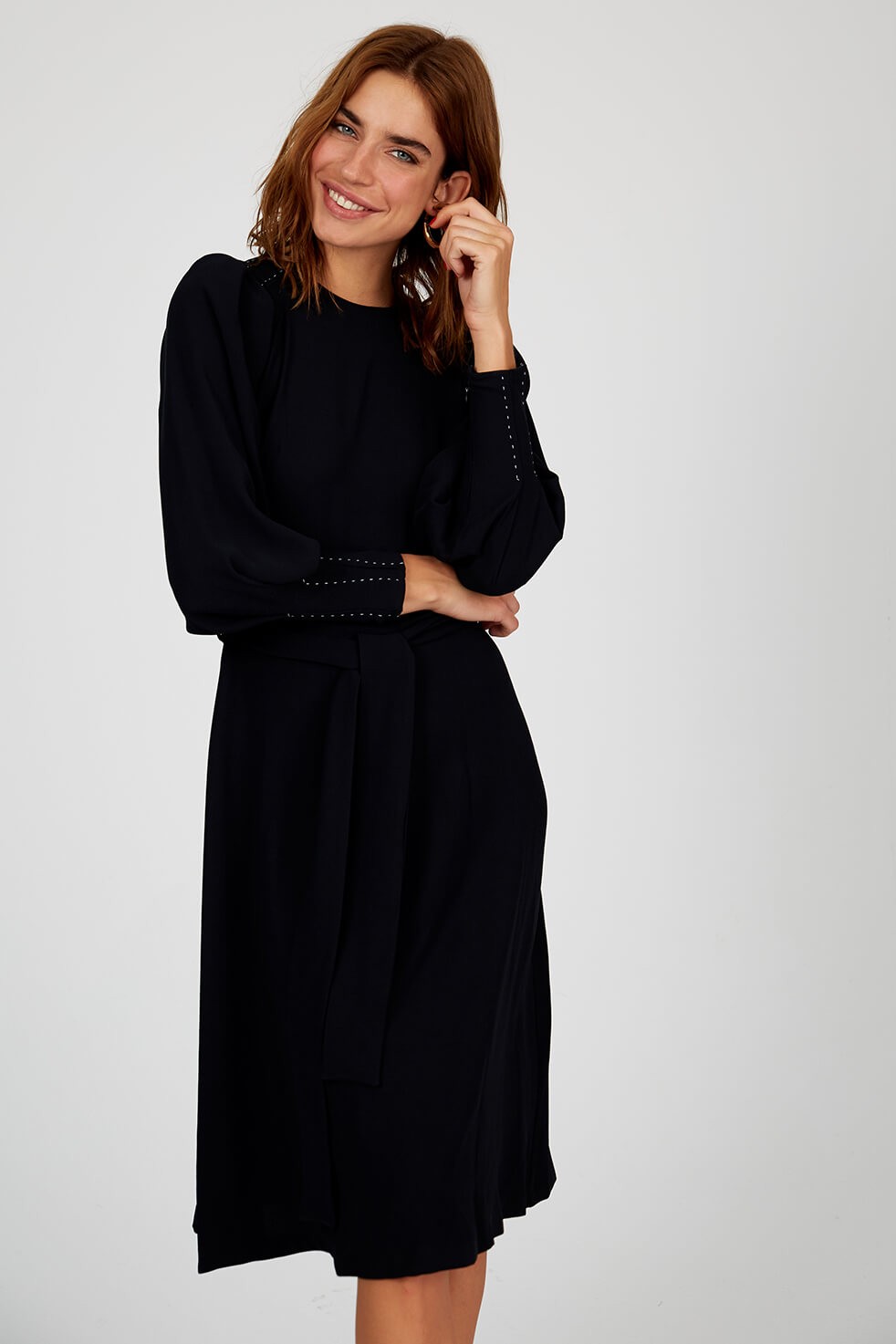 Siyah Bisiklet Yaka Truvakar Kol Maxi Elbise