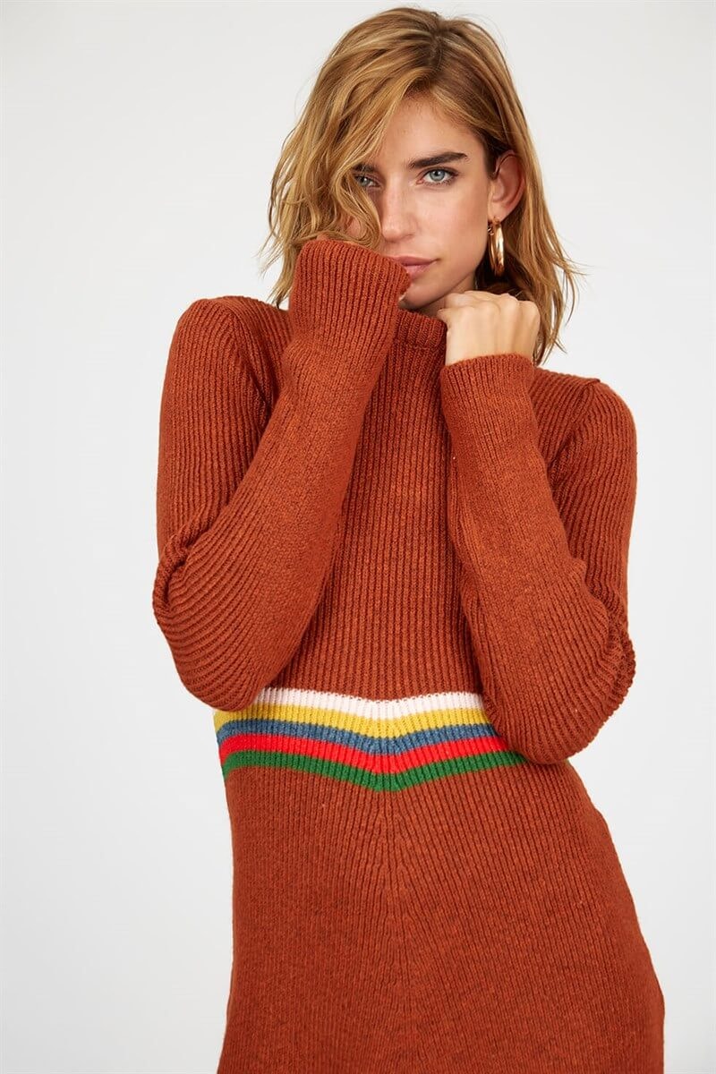 Tarçın Kolsuz Triko ElbiseST040W800121