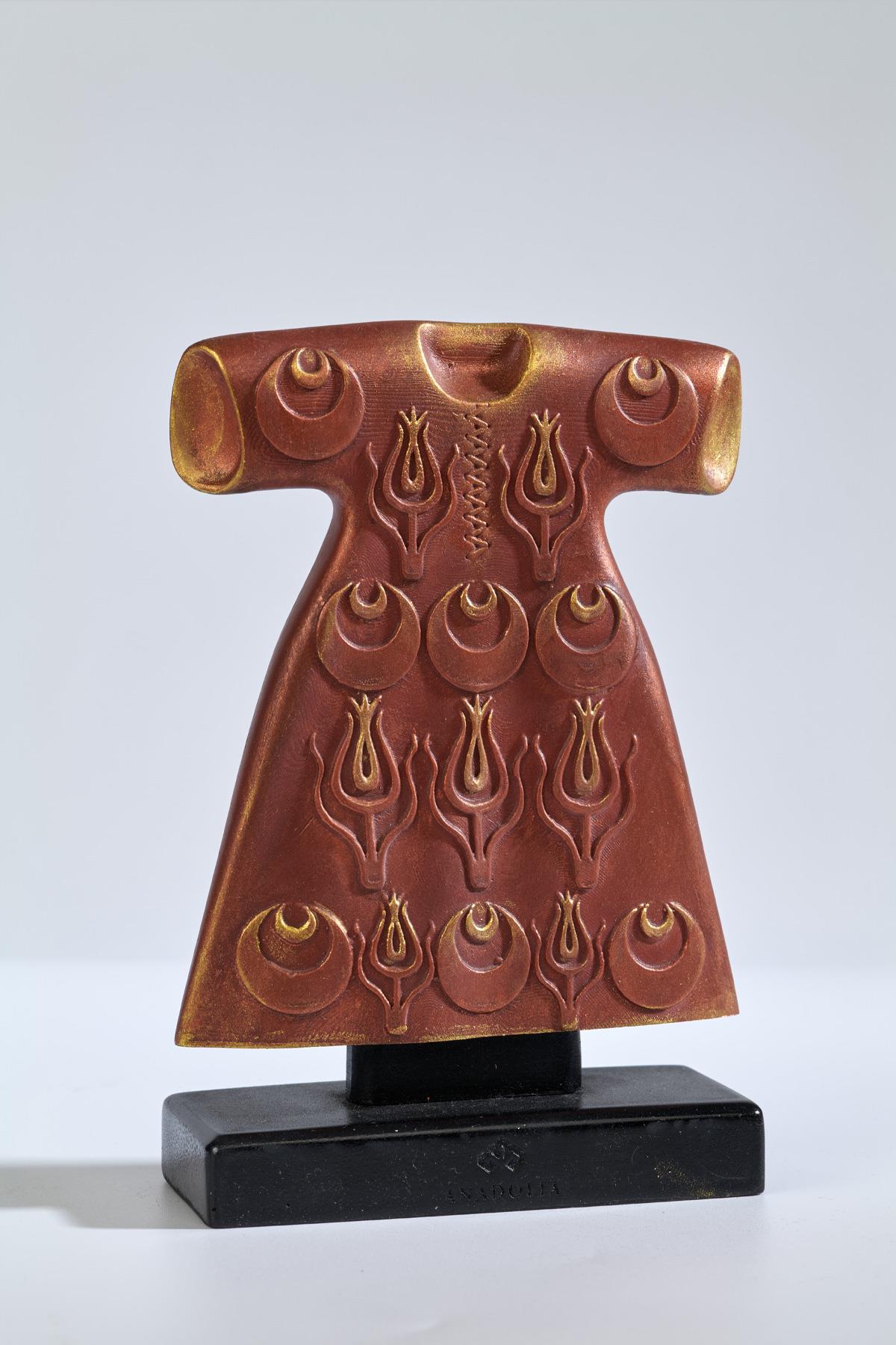 Kaftan Heykeli Bordo