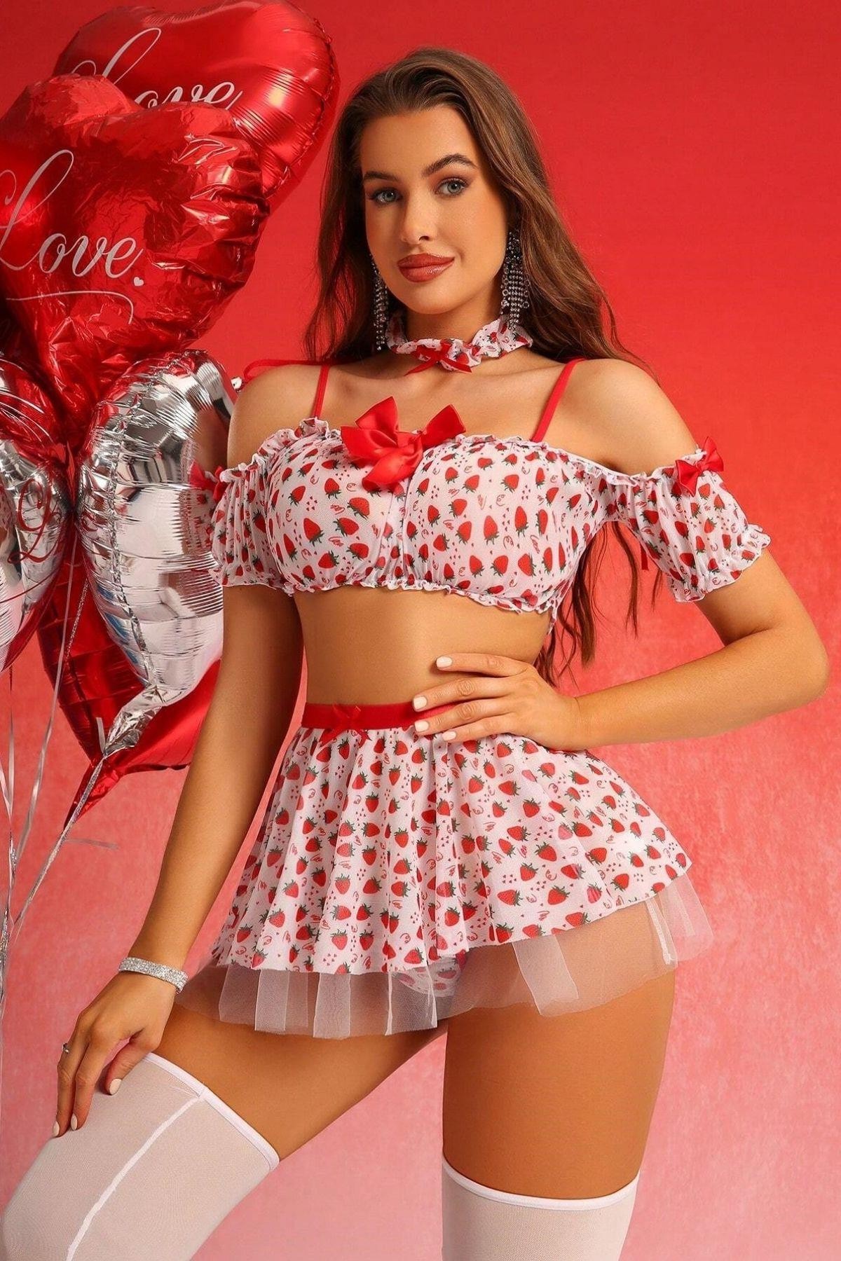Bella Notte Kırmızı Çilek Prensesi Gecelik Set 18525