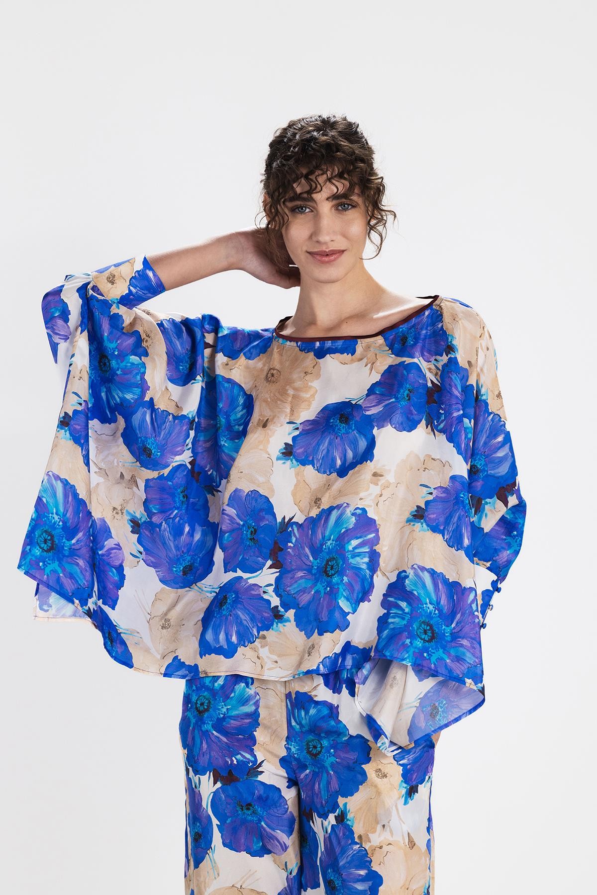 Hawaii Long Sleeve Silk Top