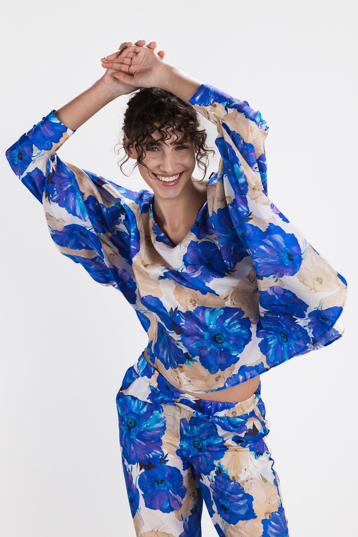Hawaii Long Sleeve Silk Top