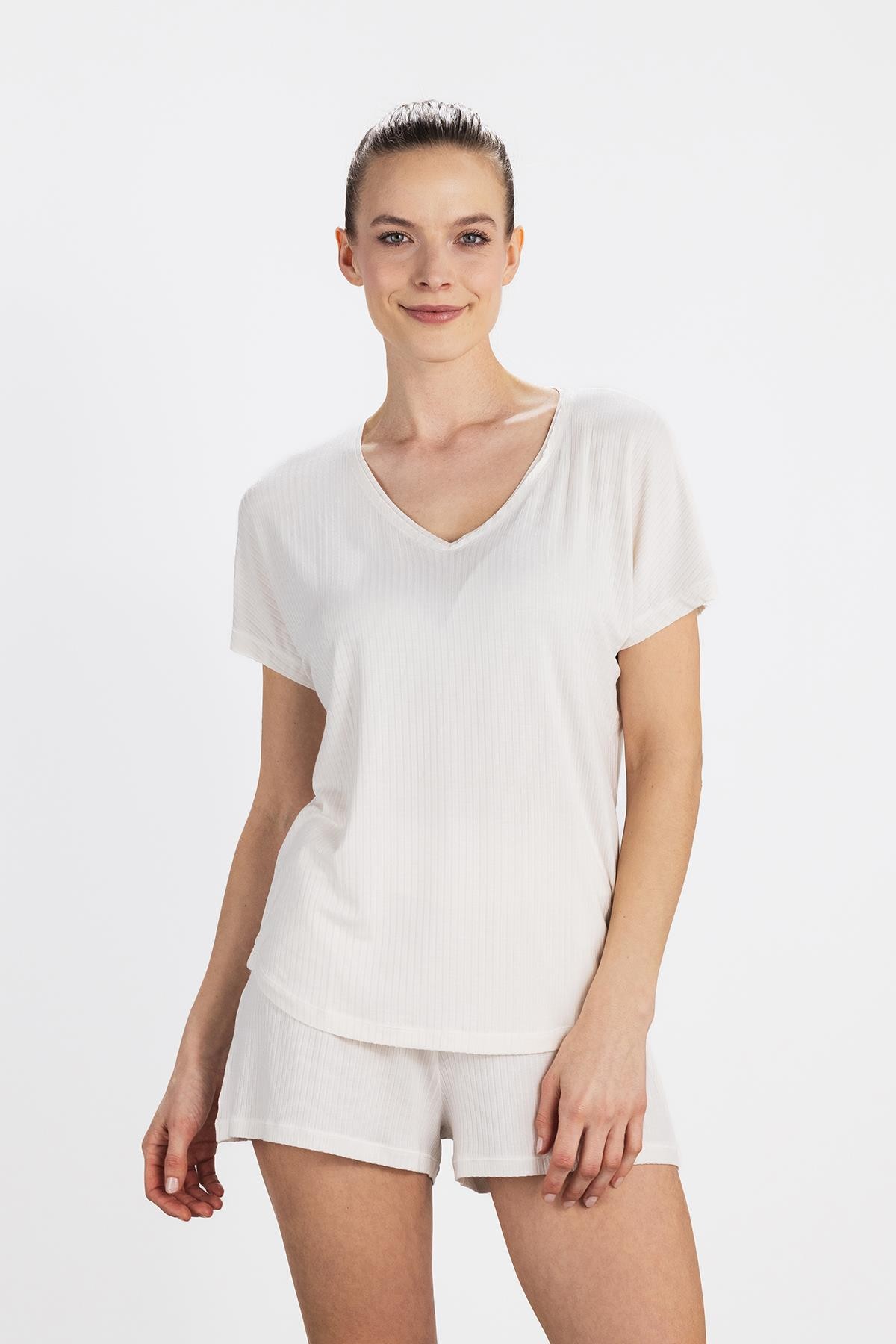 ULTRA COMFORT V-YAKA TİŞÖRT EKRU