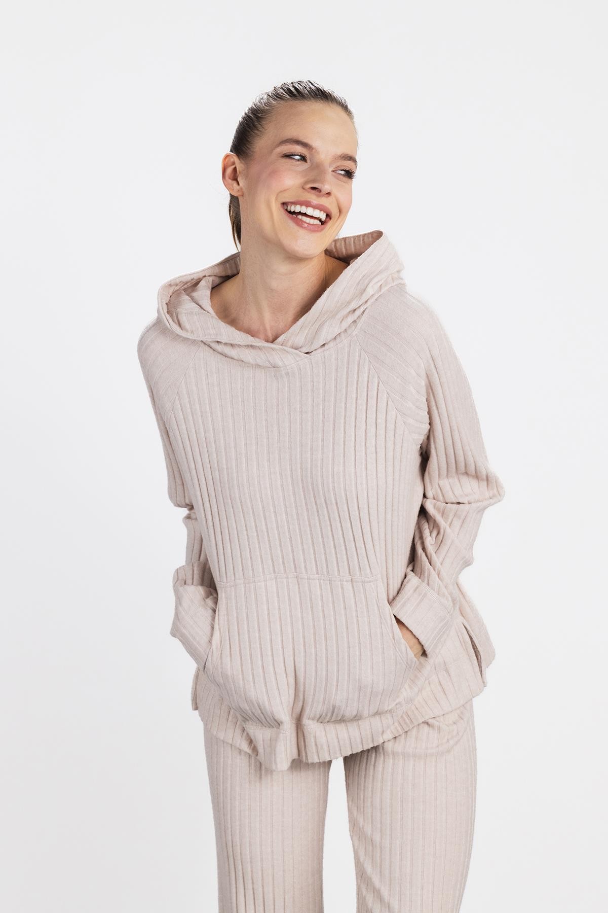 WINTER LOUNGEWEAR HOODIE BEJ