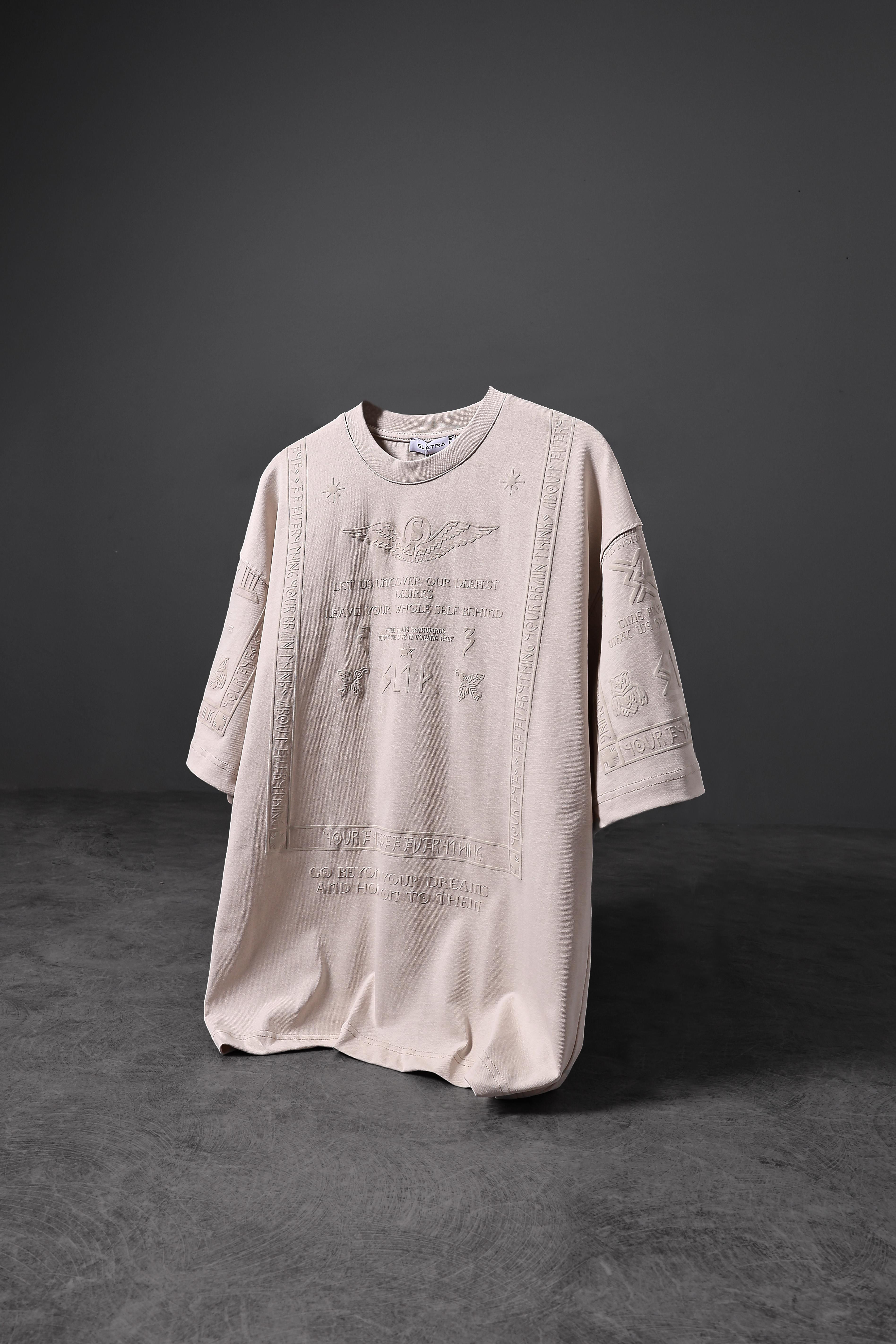Erkek Bej Kabartma Baskı Oversize Tshirt