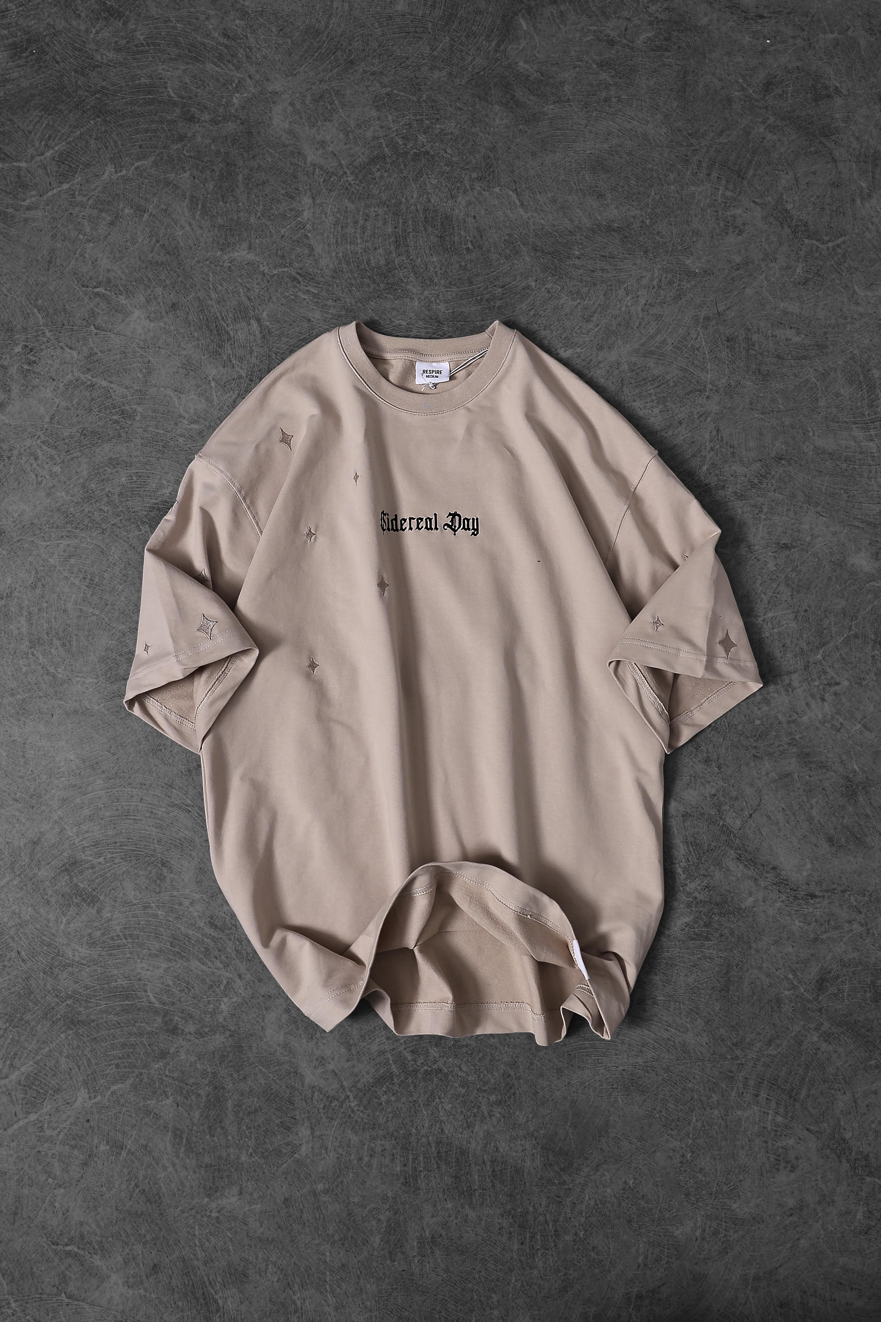 Erkek Bej Sidereal Day Nakışlı Oversize Tshirt
