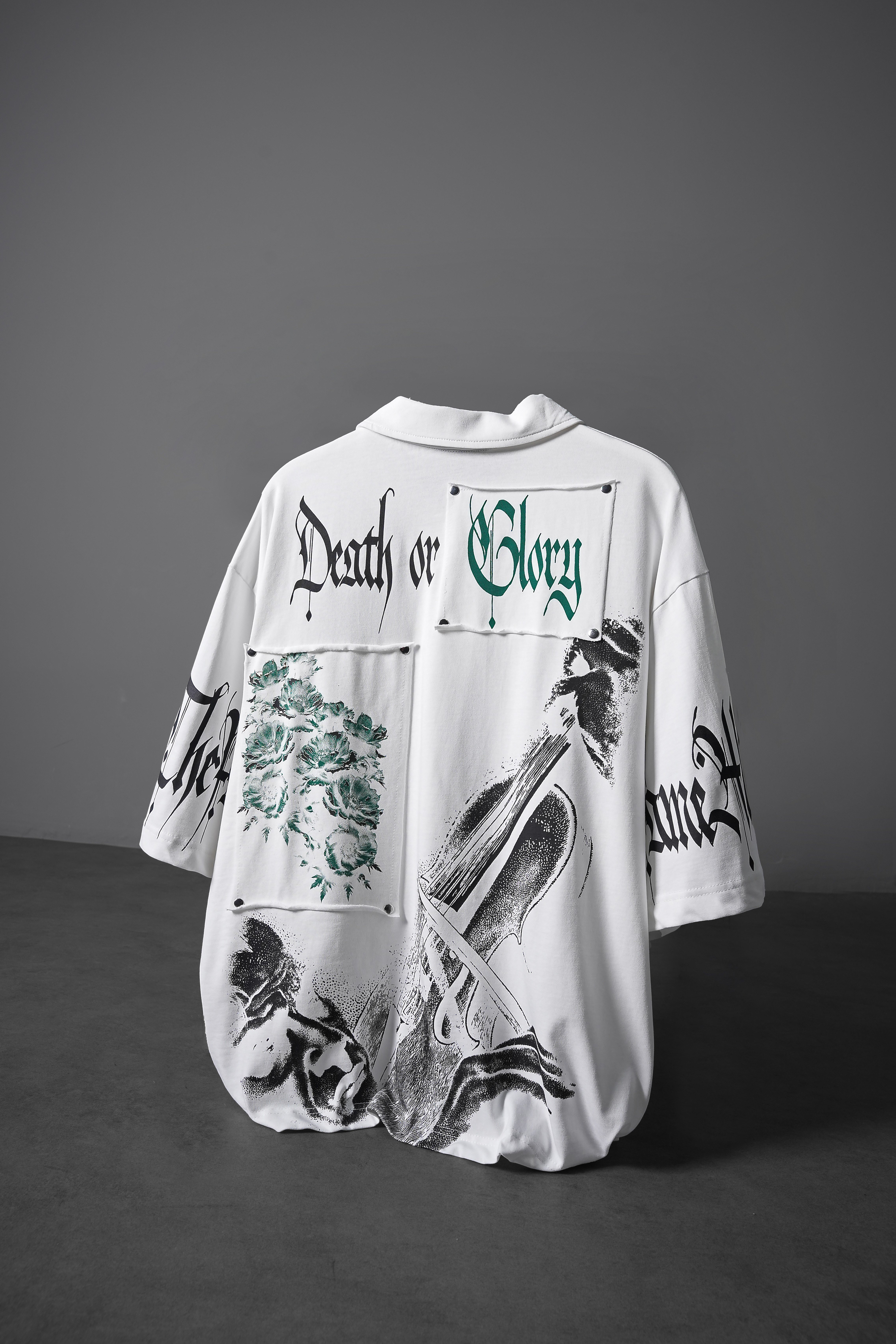 Erkek Beyaz Death or Glory Patchli Box Fit Polo Yaka Tshirt