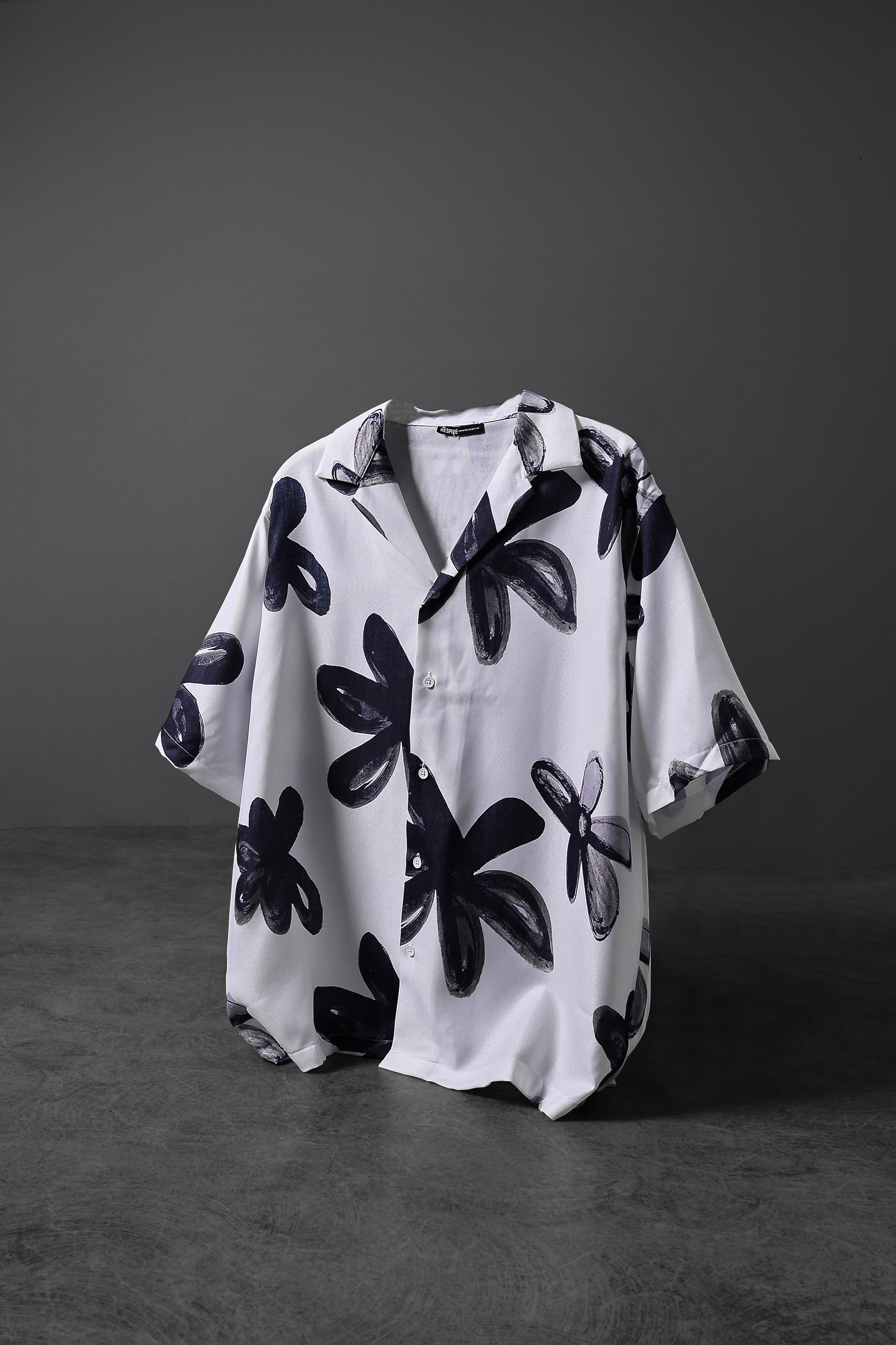 Erkek Beyaz Flow Pattern Oversize Kısa Kollu Gömlek